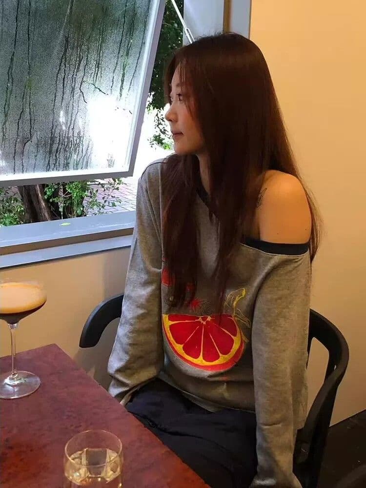 원본 품질 이른 가을 디자인 센스 작은 대중 긴팔 티셔츠 느슨함 센스 회색 상세 이미지 7