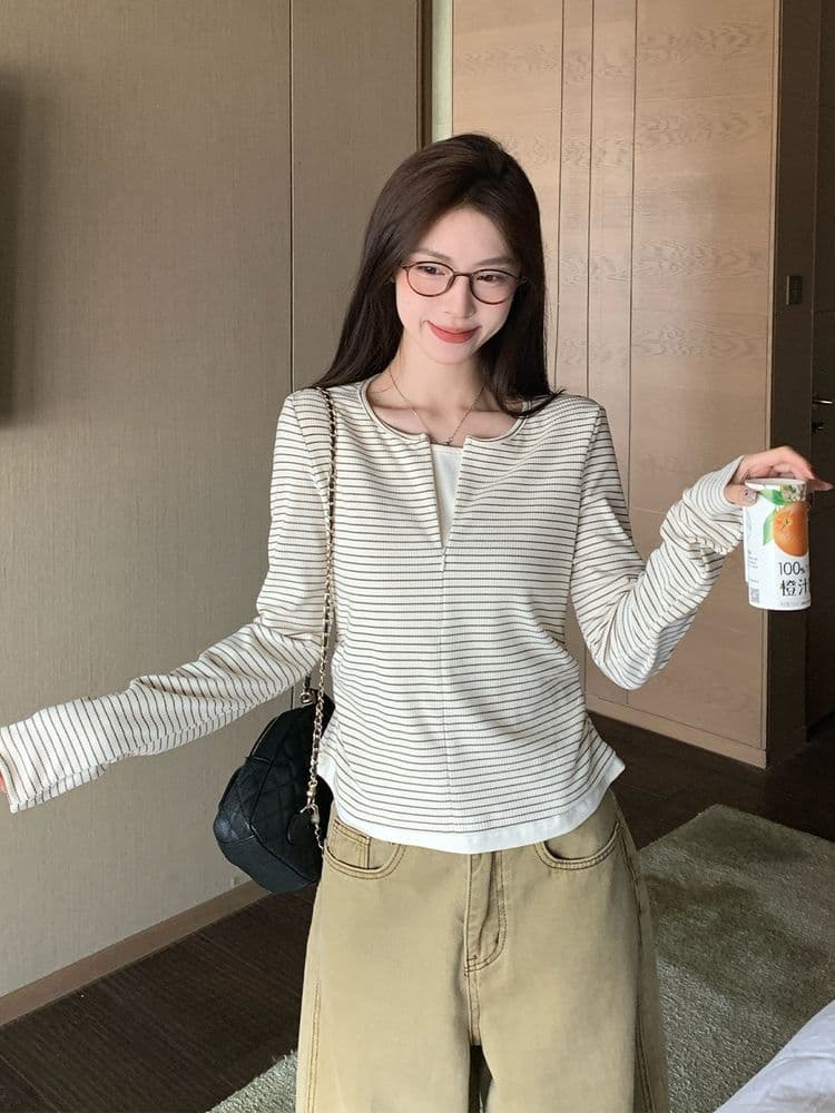 원본 원단 한 부서 페이크 레이어드 스트라이프 긴팔 티셔츠 여성 조기 봄 가을 새로운 인사이드 가져 가라. 만나는 쇼트 스타일 맨위 상세 이미지 2