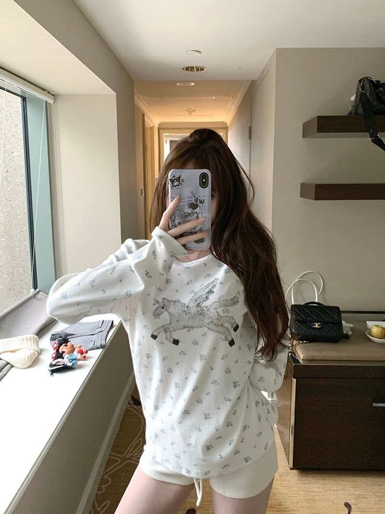 1 1 라이 우아한 260 그램 캡처 꿈 유니콘 전체 인쇄 작은 꽃무늬 여성 봄 가을 캐주얼 라운드 넥 긴팔 티셔츠 맨위 상세 이미지 14