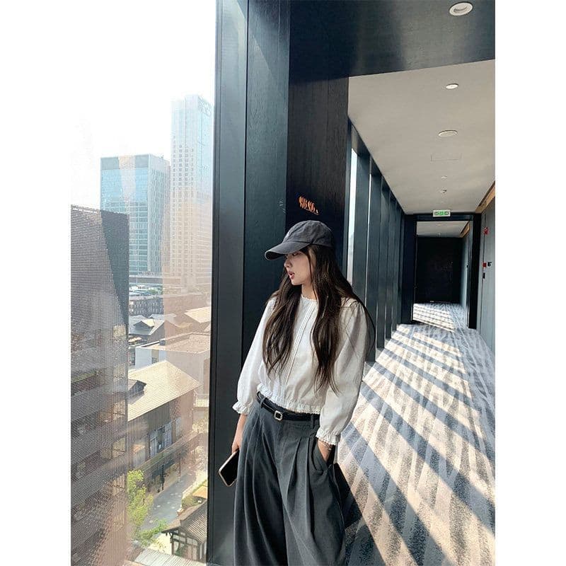 높은 품질 품질 프랑스식 품격 레이스 연령 감소 쇼트 스타일 긴팔 셔츠 맨위 여성 가을 Chic 슬림해 보이는 셔츠 이미지 2
