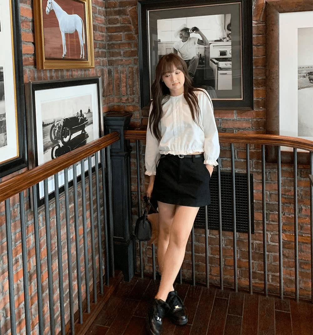 높은 품질 품질 프랑스식 품격 레이스 연령 감소 쇼트 스타일 긴팔 셔츠 맨위 여성 가을 Chic 슬림해 보이는 셔츠 상세 이미지 34