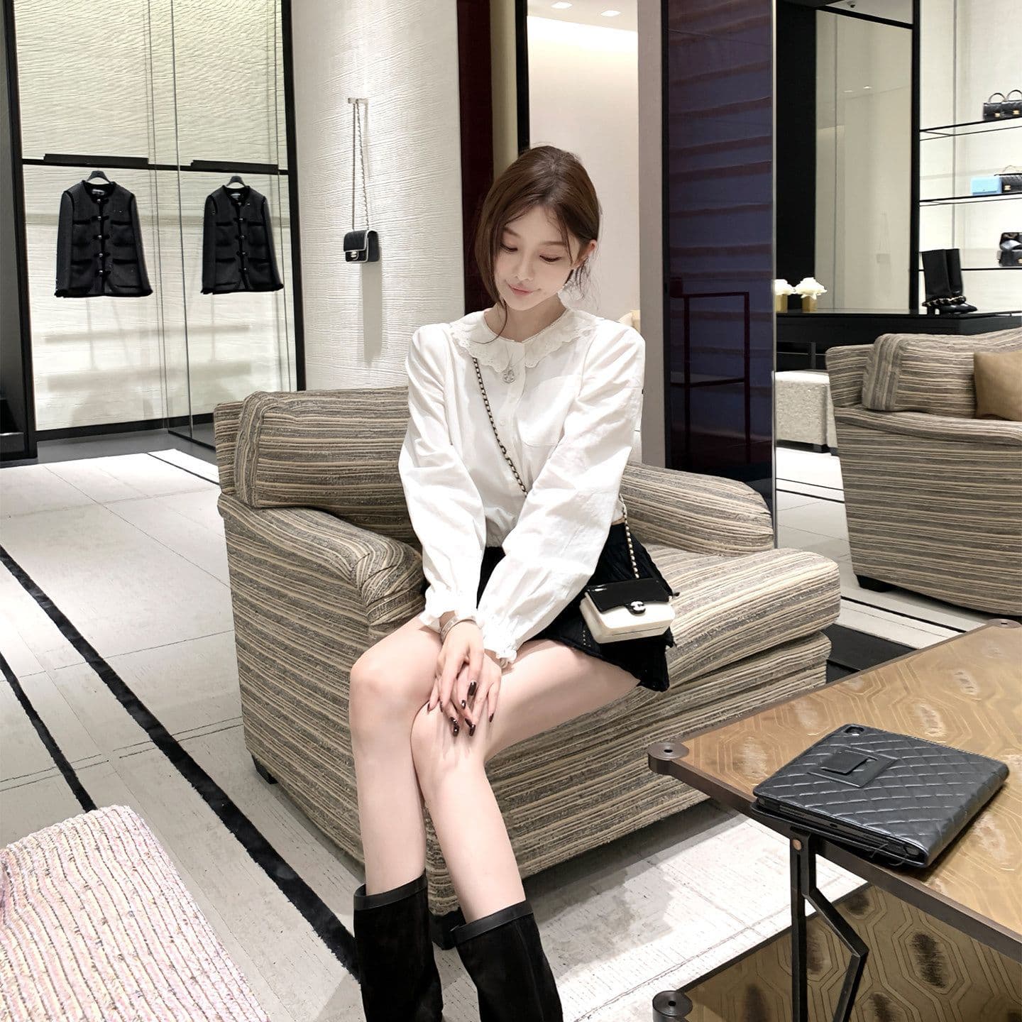 원본 원단 프릴 칼라 긴팔 여성 셔츠 조기 가을 루즈핏 셔츠 작은 대중 달콤함 쇼트 스타일 출퇴근 맨위 이미지 4
