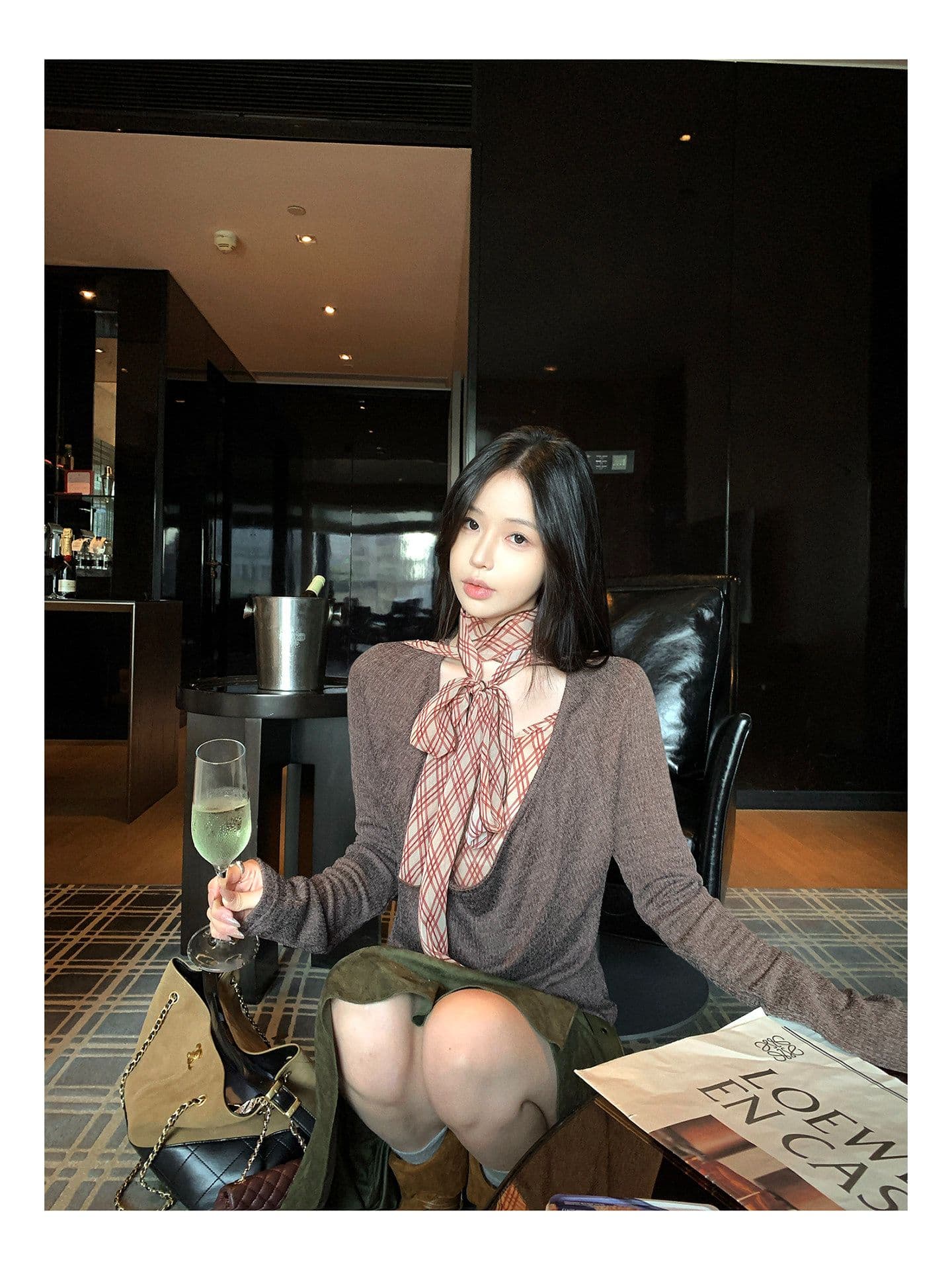 한 부서 패치워크 레이스업 체크무늬 흔들다 칼라 페이크 레이어드 티셔츠 여성 이른 가을 주름 디자인 만나는 맨위 상세 이미지 10