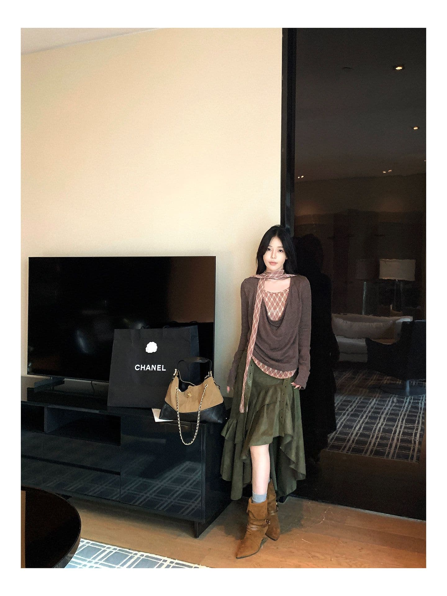 한 부서 패치워크 레이스업 체크무늬 흔들다 칼라 페이크 레이어드 티셔츠 여성 이른 가을 주름 디자인 만나는 맨위 상세 이미지 11