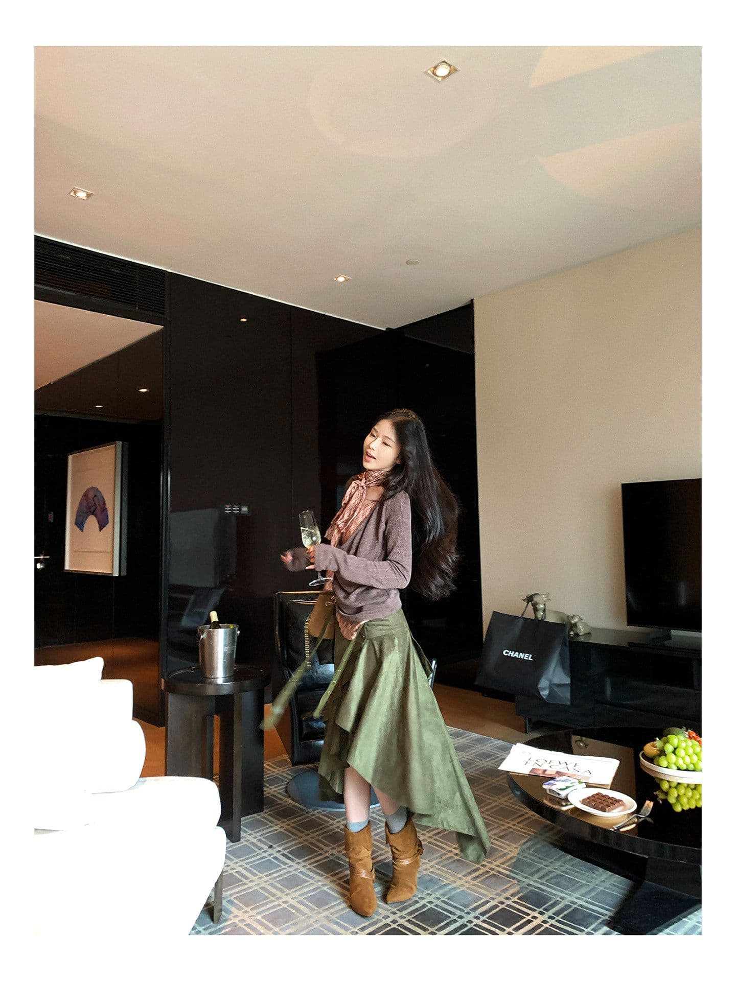 한 부서 패치워크 레이스업 체크무늬 흔들다 칼라 페이크 레이어드 티셔츠 여성 이른 가을 주름 디자인 만나는 맨위 상세 이미지 19