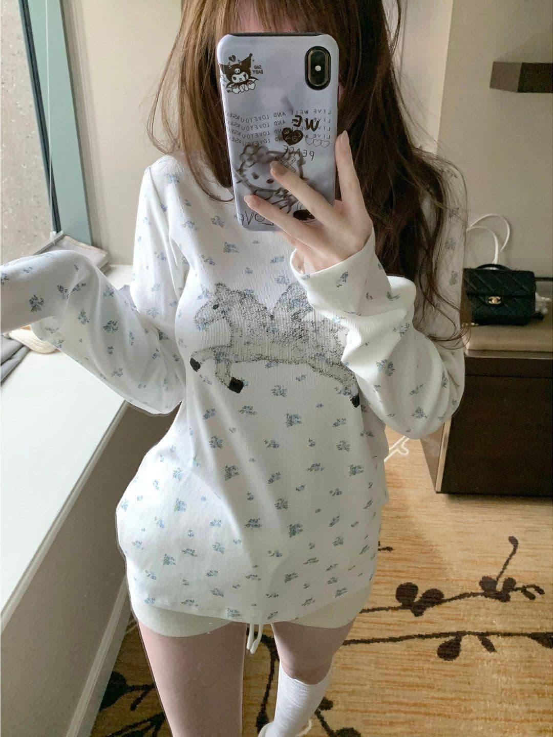 원본 원단 전체 인쇄 작은 꽃무늬 구덩이 기사 질감 센스 캐주얼 라운드 넥 긴팔 티셔츠 여성 조기 가을 만나는 맨위 이미지 3