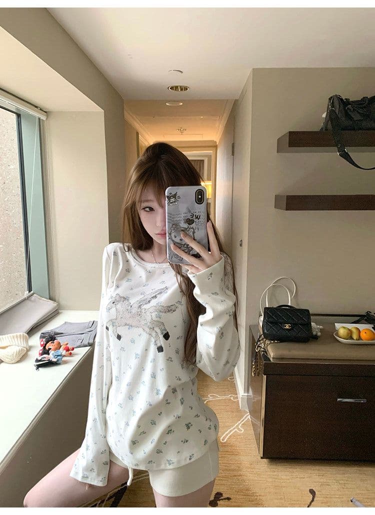 원본 원단 전체 인쇄 작은 꽃무늬 구덩이 기사 질감 센스 캐주얼 라운드 넥 긴팔 티셔츠 여성 조기 가을 만나는 맨위 상세 이미지 18