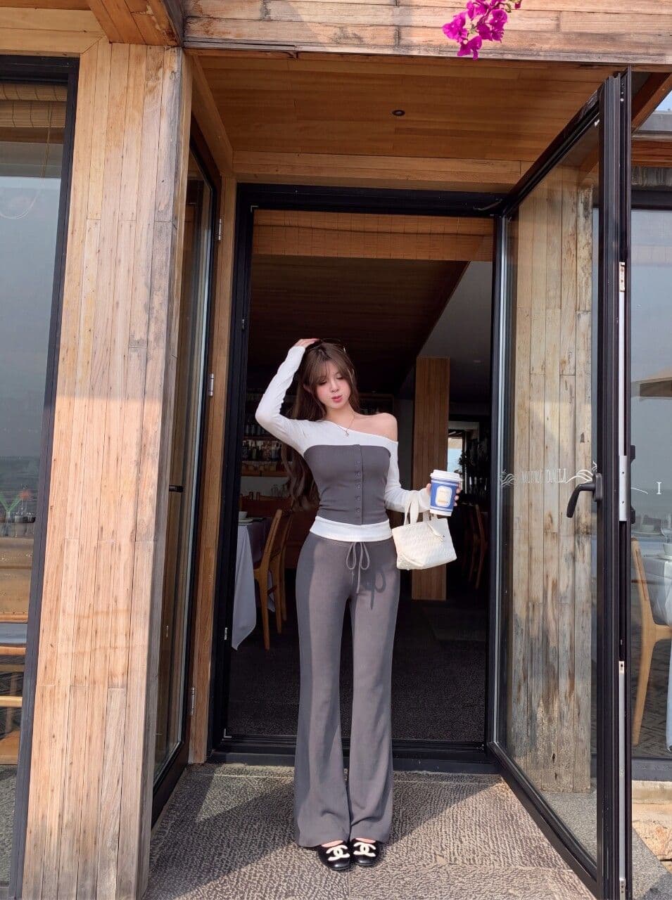 핫걸 배색 페이크 레이어드 긴팔 티셔츠 오프숄더 기본 셔츠 맨위 여성 의류 가을 캐주얼 바지 긴 바지 투피스 세트 상세 이미지 4
