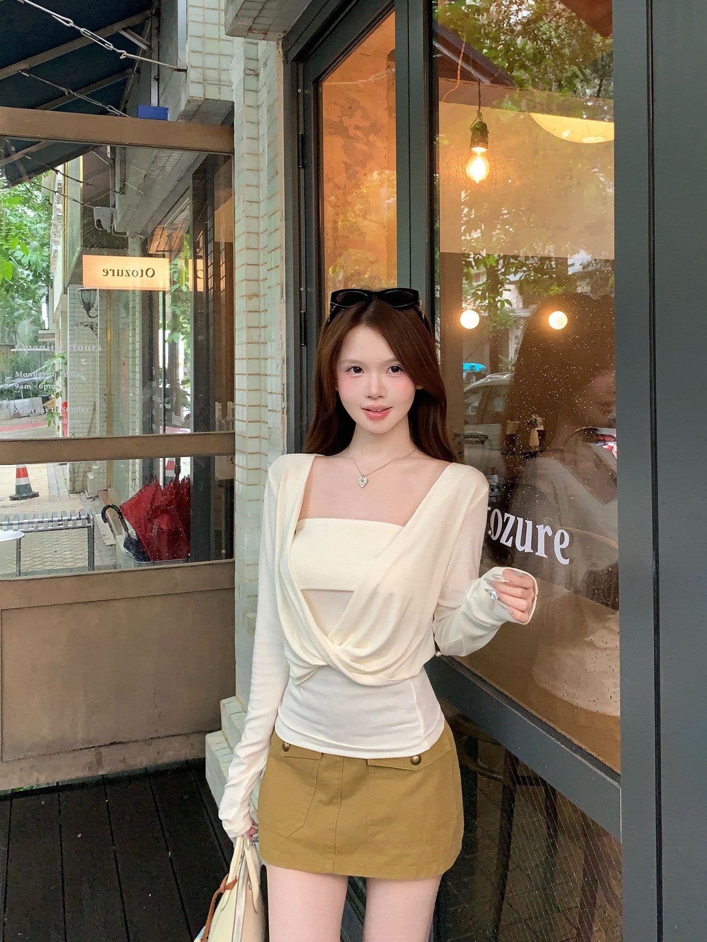 200그램 사람들 면 살구 색상 튜브탑 작은 조끼 여성 이른 가을 분위기 센스 비틀림 긴팔 블라우스 티셔츠 투피스 세트 이미지 3