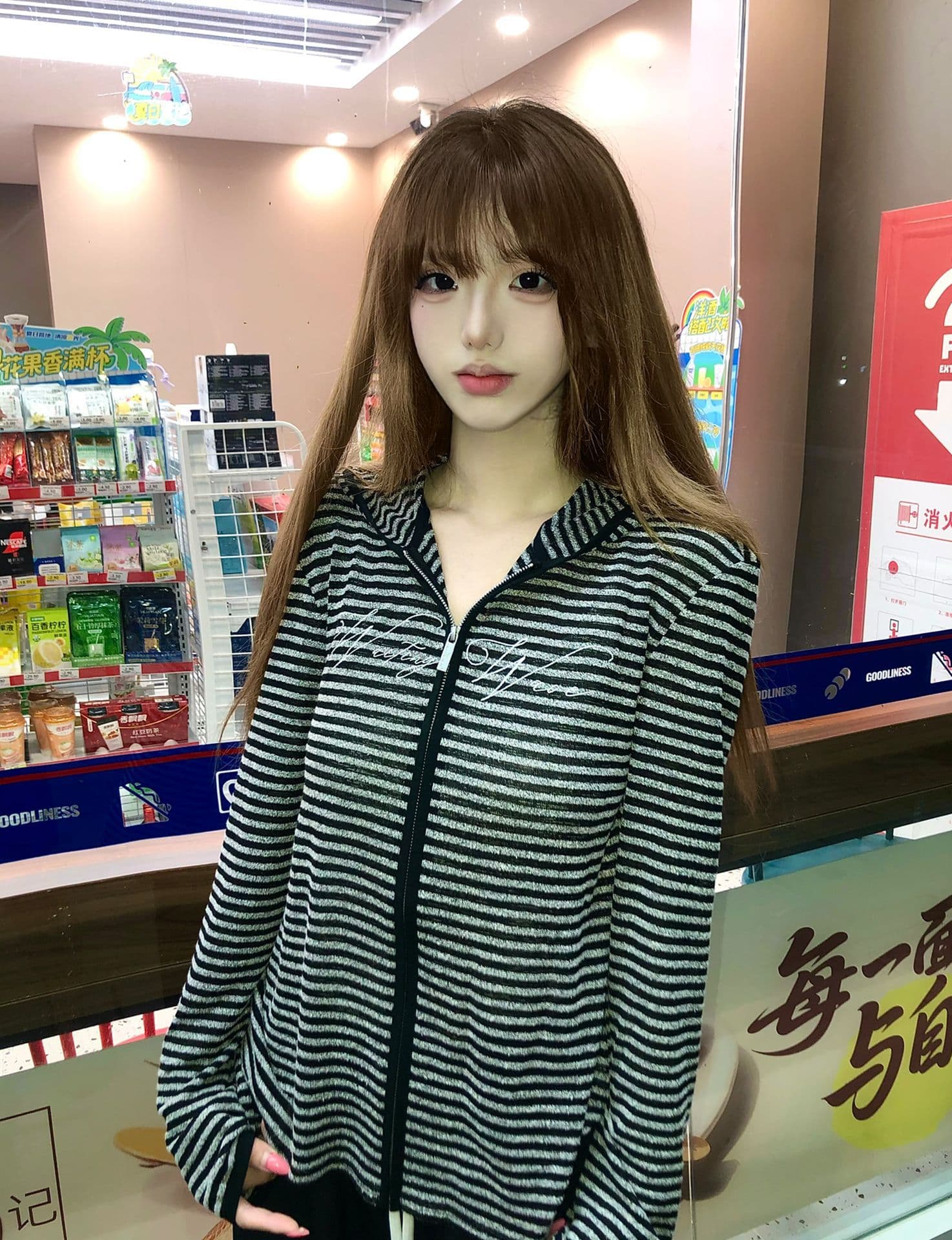얇은 스타일 자수 원본 당겨서 측면 이후 패키지 칼라 광저우 원본 원단 복합 후드티 여성 상세 이미지 6