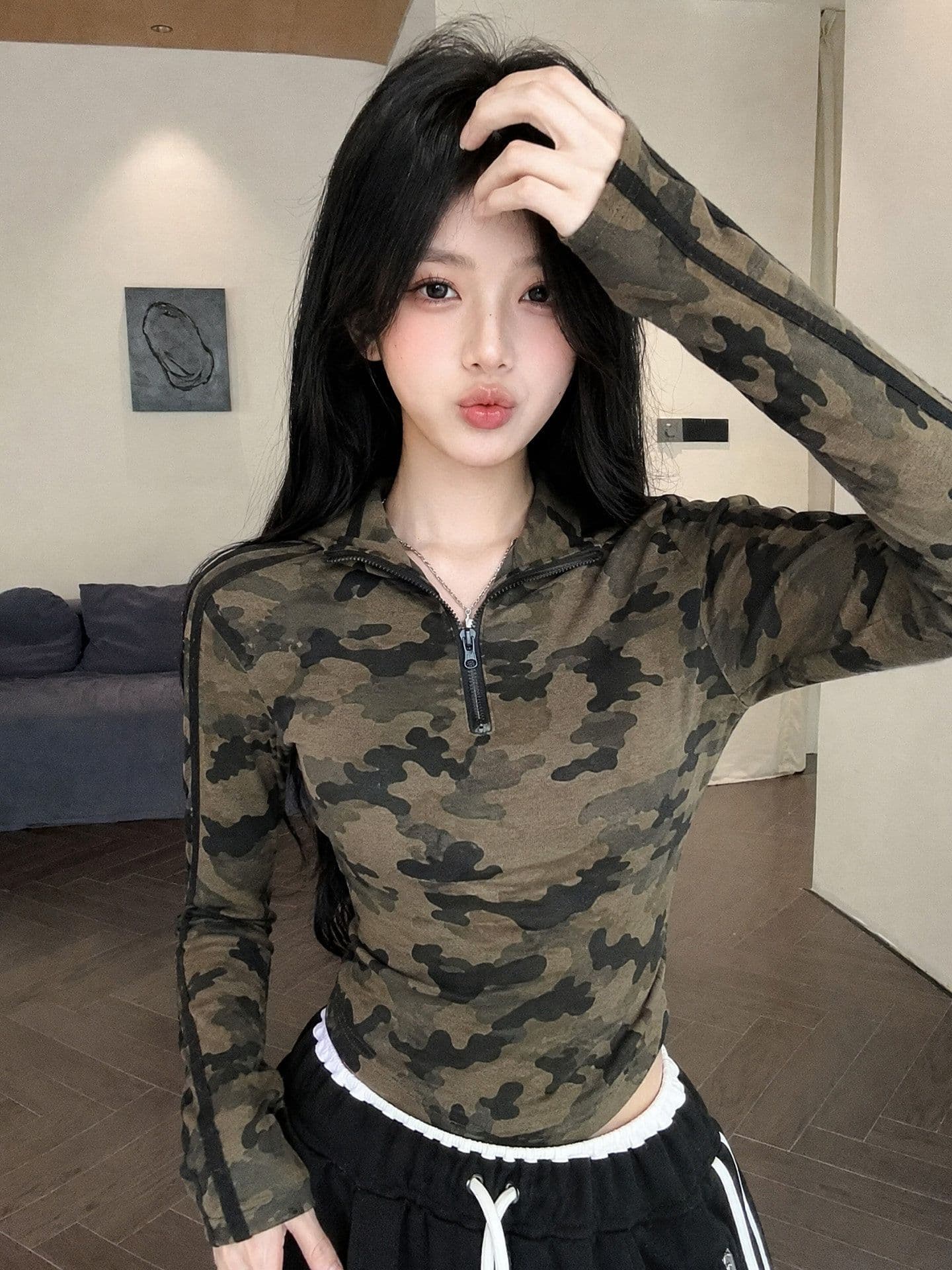 경관 그림 카모플라주 홀치기 염색 긴팔 티셔츠 여성 이른 가을 한국 스타일 후드 몸매 가꾸기 쇼트 스타일 핫걸 맨위 여성 이미지 4