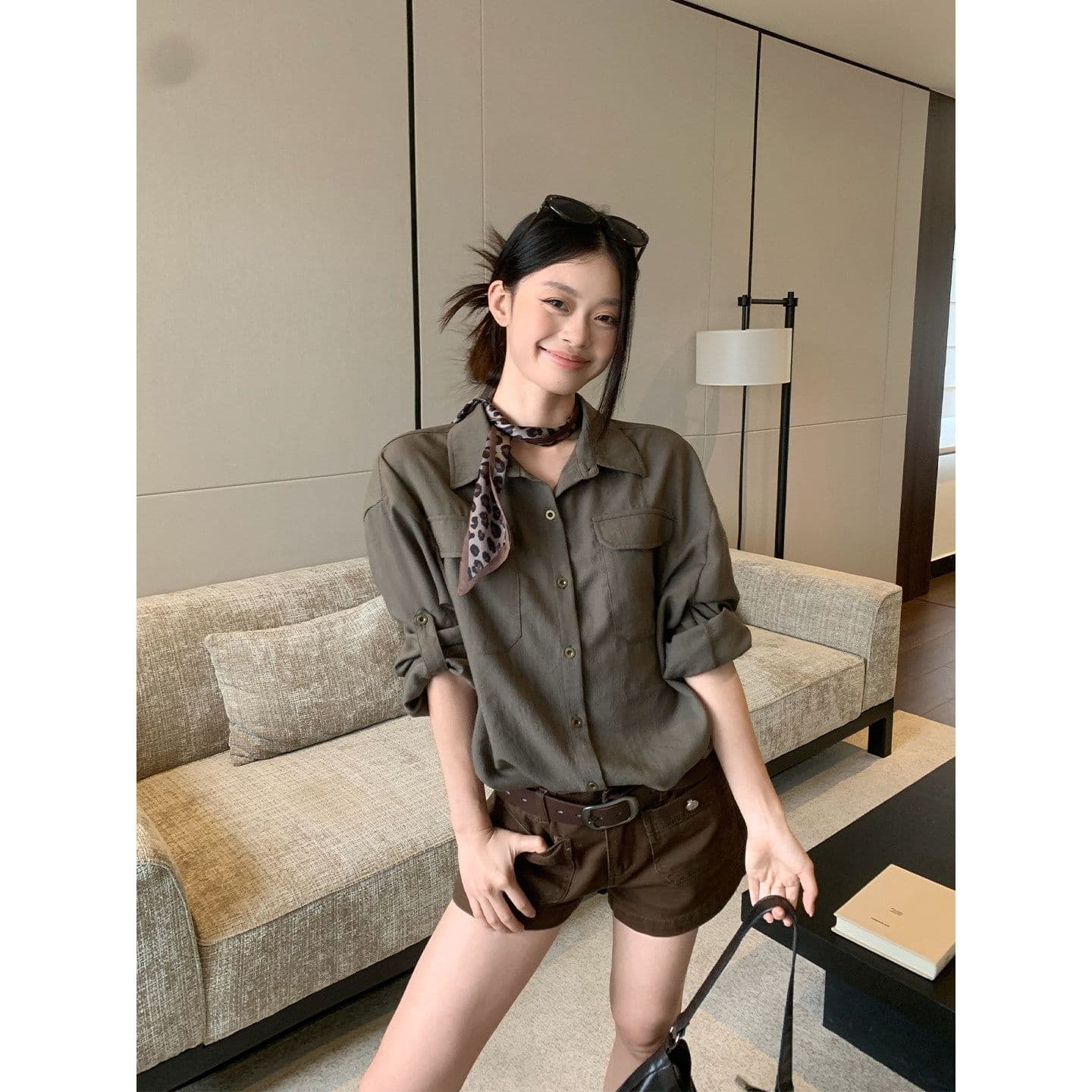 원본 품질 면 마 소재 군용 녹색 중간 소매 셔츠 가을 루즈핏 캐주얼 출퇴근 긴팔 셔츠