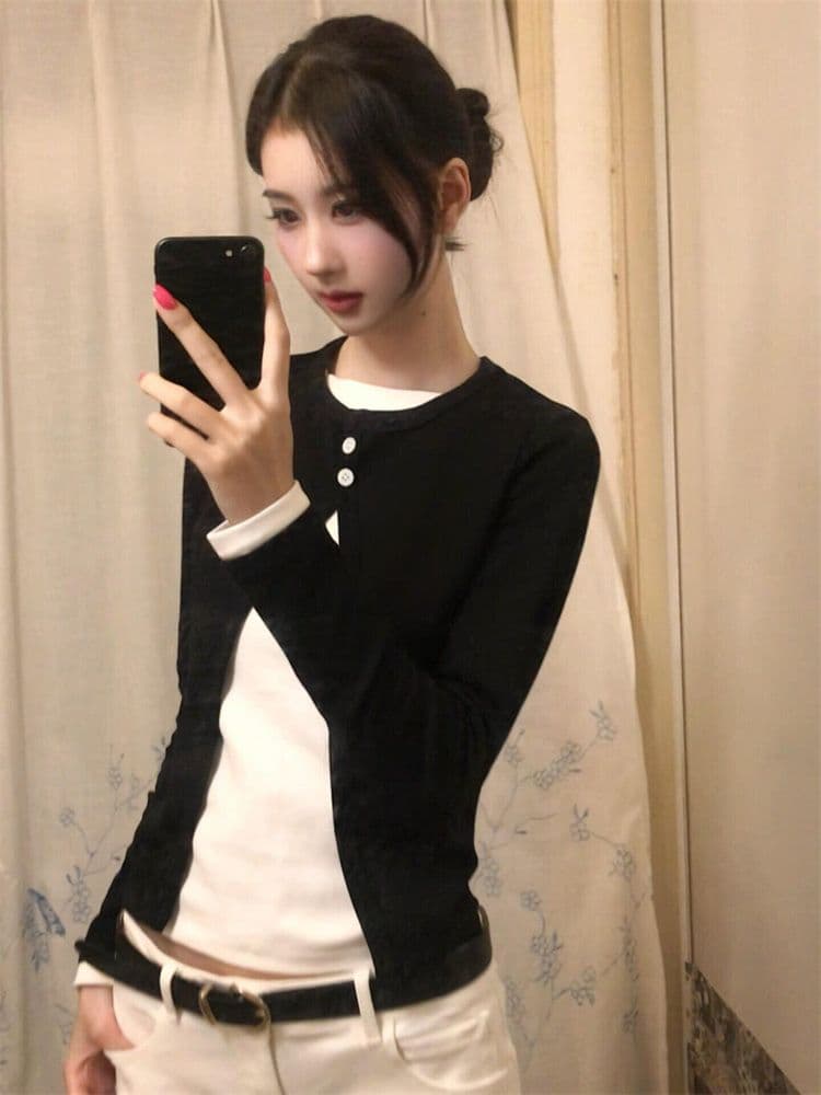 40 순면 한 스타일 배색 페이크 레이어드 긴팔 티셔츠 여성 가을 미니멀리즘 디자인 센스 몸매 가꾸기 슬림해 보이는 품격 맨위 상세 이미지 3
