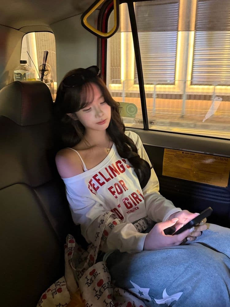 40 순면 아메리칸 알파벳 프린트 비스듬한 칼라 긴팔 티셔츠 여성 핫걸 슬림해 보이는 다용도 이슬 뼈의 통기성 짧은 맨위 이미지 2