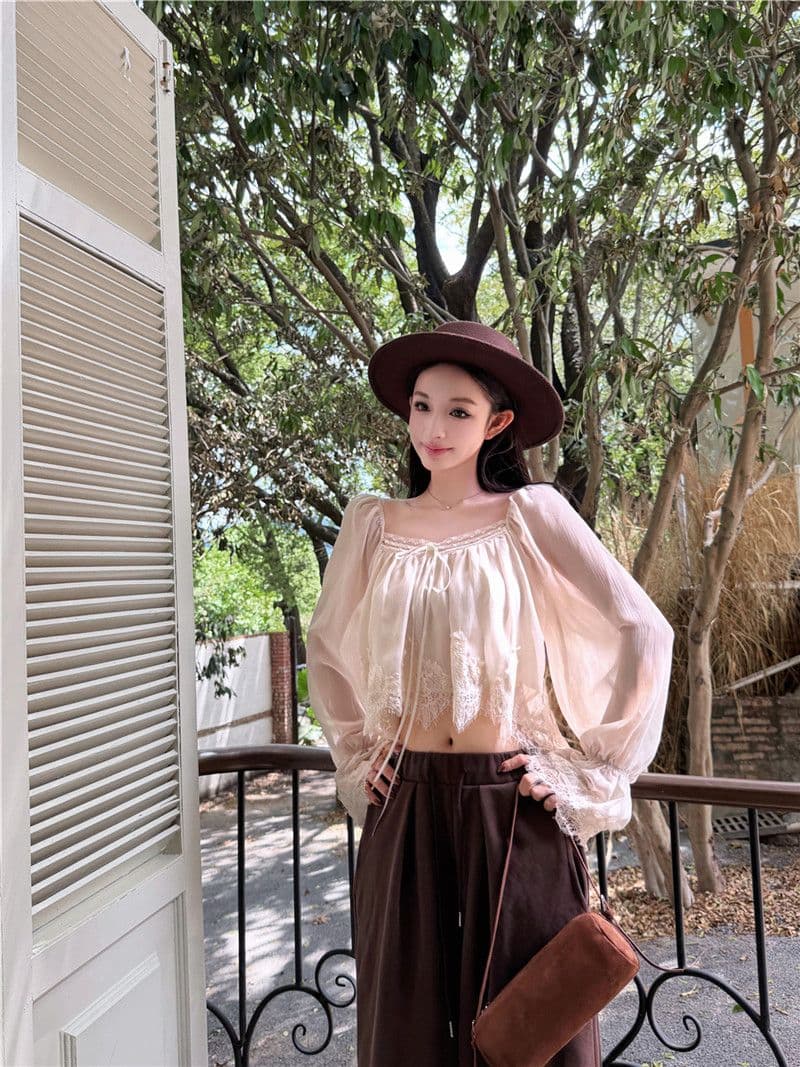 원본 품질 레이스 측면 패치워크 광장 칼라 나팔 긴팔 쉬폰 블라우스 가을 부드러운 쇼트 스타일 인형 셔츠 맨위 상세 이미지 6