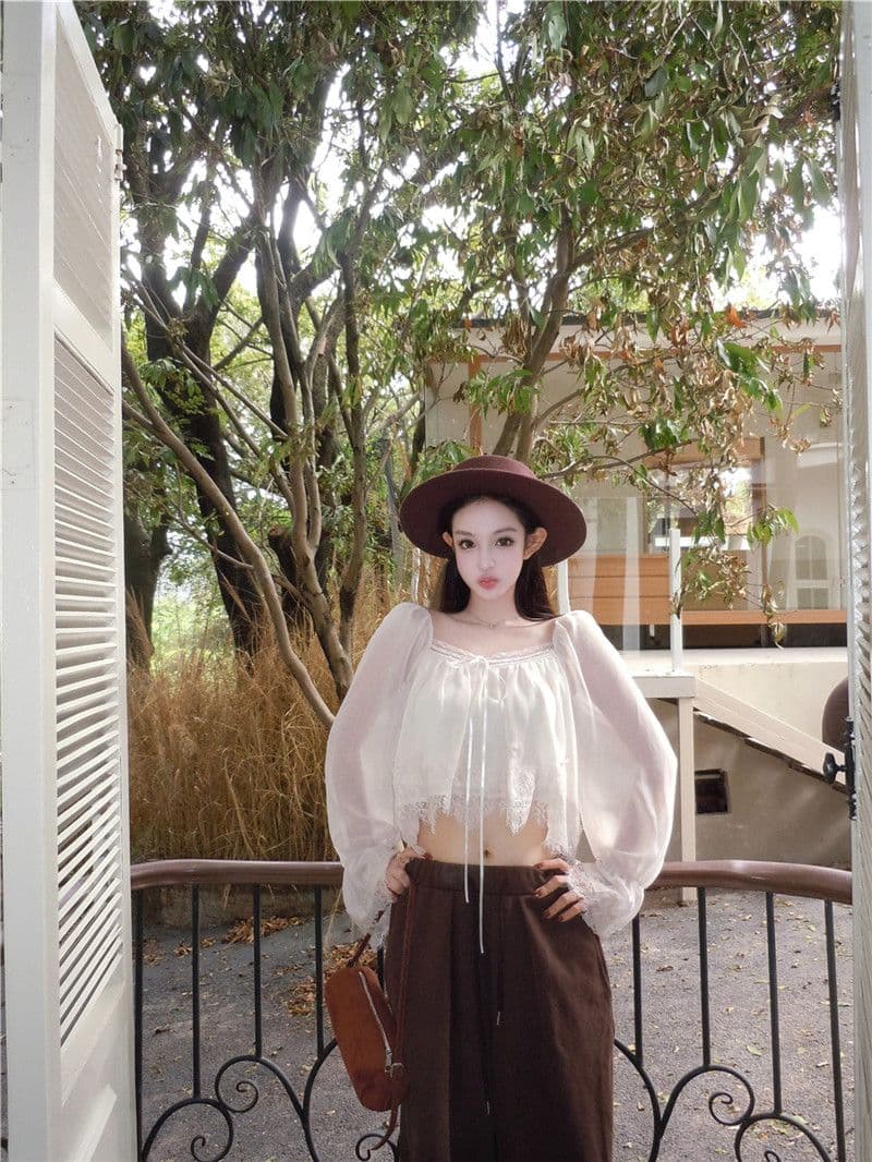 원본 품질 레이스 측면 패치워크 광장 칼라 나팔 긴팔 쉬폰 블라우스 가을 부드러운 쇼트 스타일 인형 셔츠 맨위 상세 이미지 15