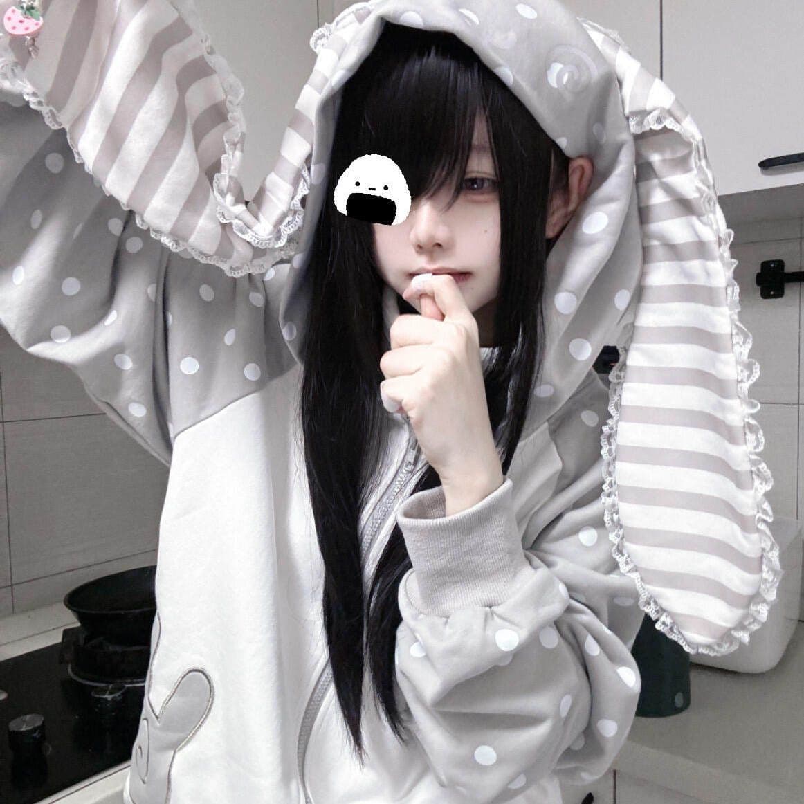 일본식 귀여운 레이스 스트라이프 토끼 귀 후드 티 스웨터 소녀 가을 겨울 소녀 부드러운 멩 털이 있고 두꺼운 카디건 코트 이미지 5