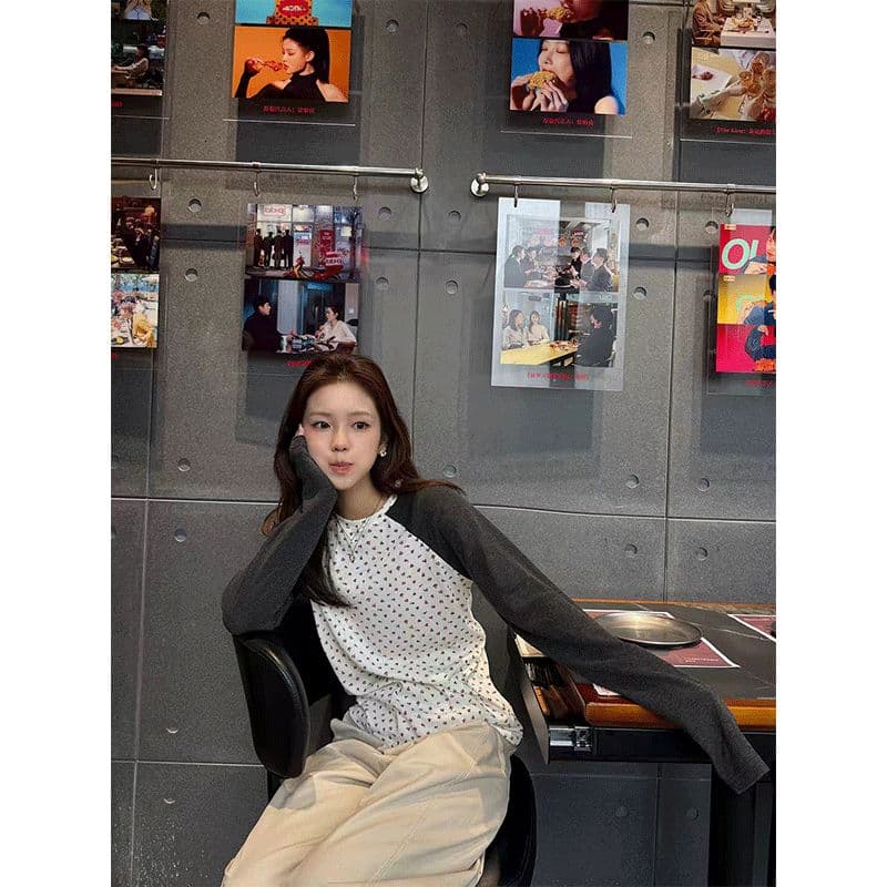 260 그램 사람들 면 천 인쇄 꽃무늬 탄소 회색 긴팔 라운드 넥 티셔츠 가을 삽입 어깨 의류 이미지 4