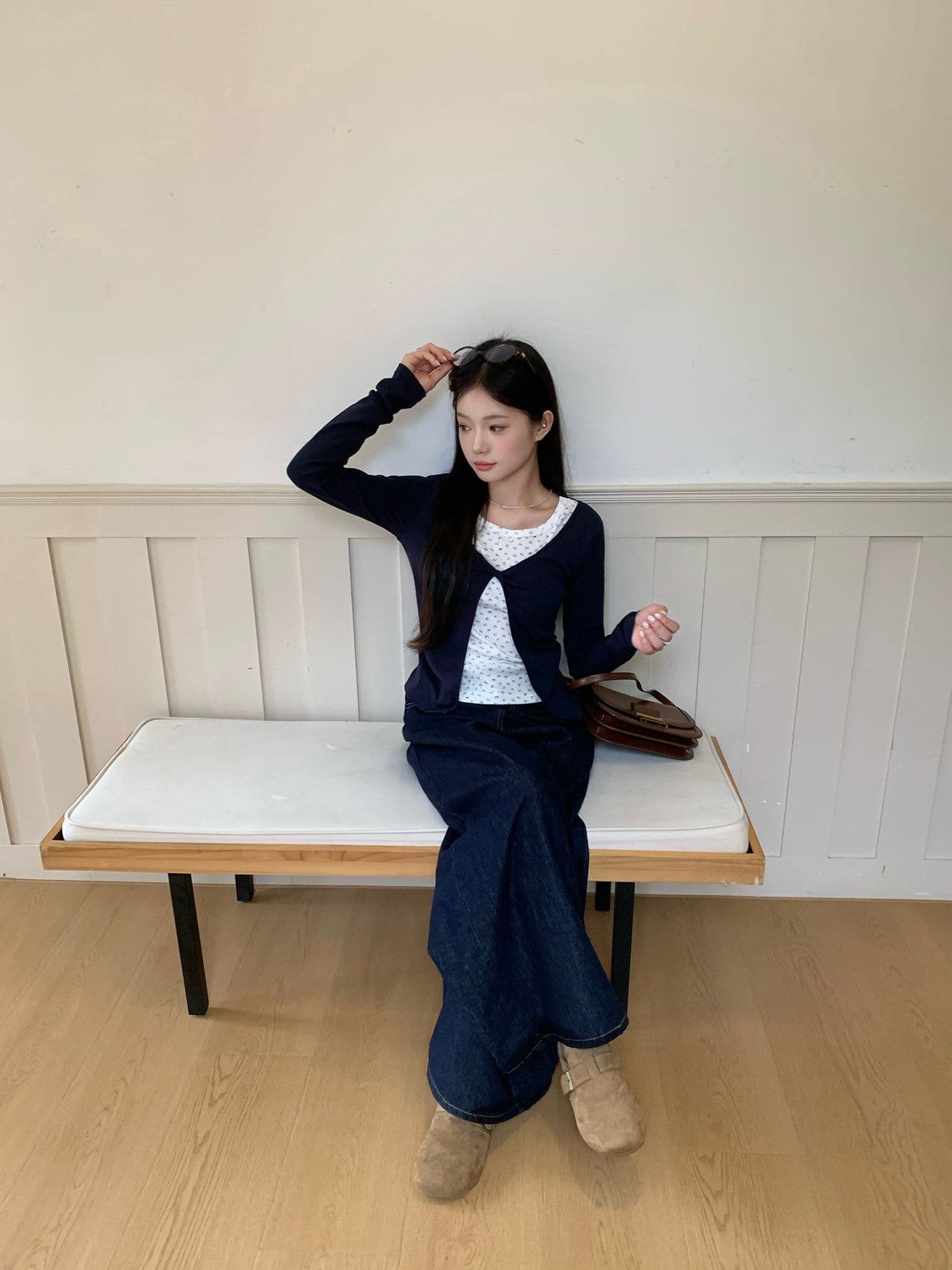 260 그램 사람들 면 블루 꽃무늬 페이크 레이어드 긴팔 티셔츠 여성 조기 가을 새로운 몸매 가꾸기 인사이드 가져 가라. 기본 셔츠 맨위 상세 이미지 8