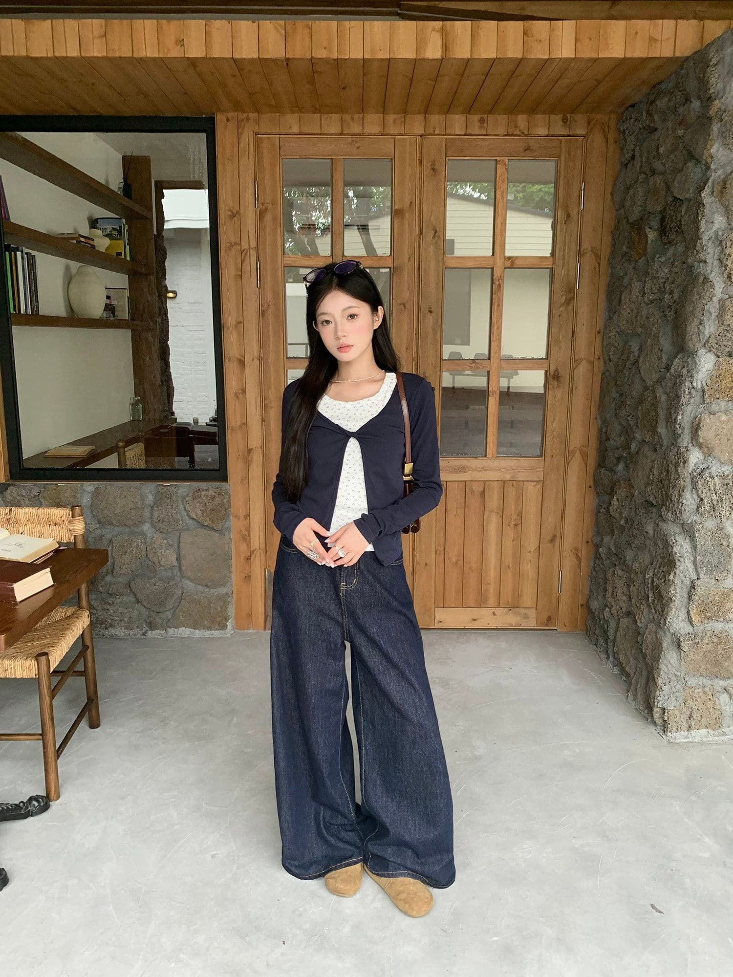 260 그램 사람들 면 블루 꽃무늬 페이크 레이어드 긴팔 티셔츠 여성 조기 가을 새로운 몸매 가꾸기 인사이드 가져 가라. 기본 셔츠 맨위 상세 이미지 9