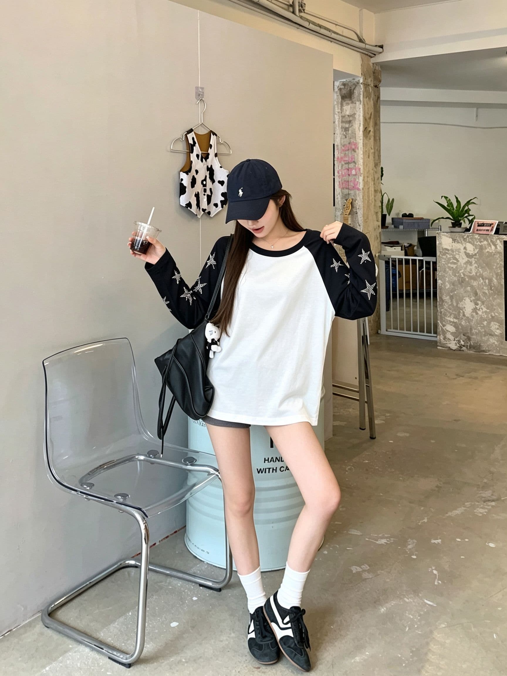 좋은 면 배색 패치워크 별 핫픽스 라운드 넥 긴팔 티셔츠 여성 가을 슬림해 보이는 느긋한 캐주얼 중간 길이 맨위 상세 이미지 4