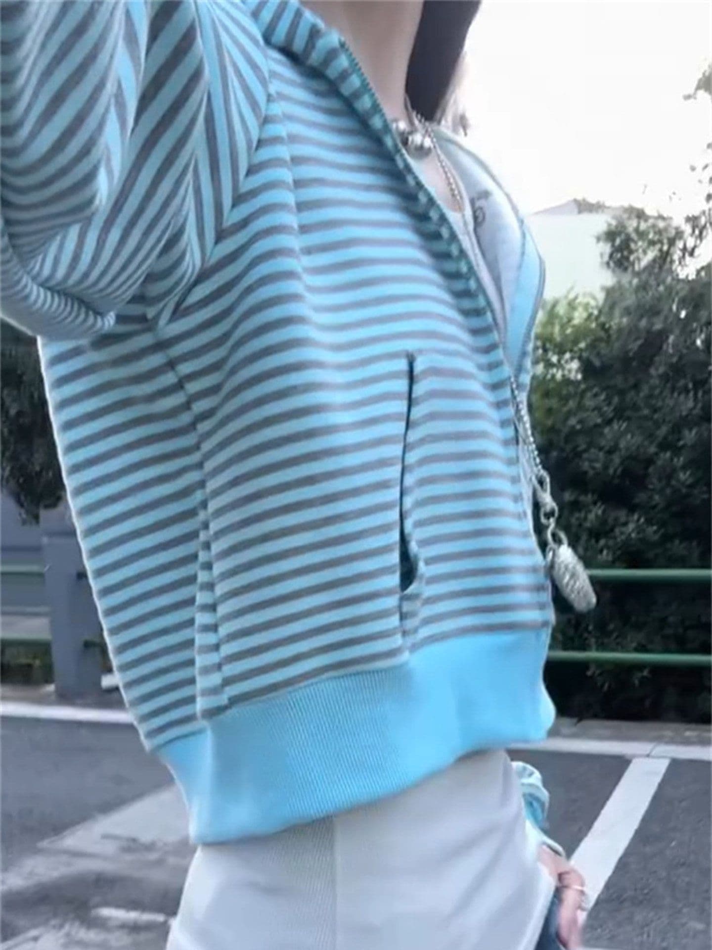 후아 면 복합 가을 루즈핏 재킷 한 부서 박하 블루 스트라이프 후드 지퍼 오픈 가디건 후드티 여성 이미지 4