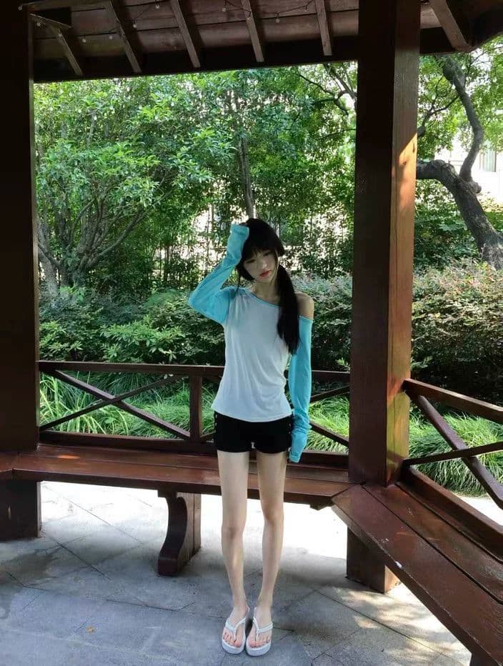 원본 눈꽃 면 패치워크 배색 여성 이른 가을 얇은 몸매 가꾸기 긴팔 비스듬한 어깨 의류 기본 셔츠 상세 이미지 7
