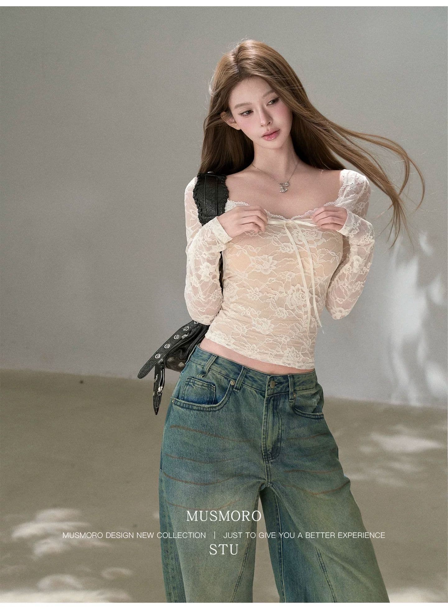 fuunj 3 차원 장미 자카드 새싹 실크 한 단어 플랫 V넥 패치워크 피부 색조 안감 나만의 것을 가져와 라. 가슴 패드 레이스 셔츠 상세 이미지 28