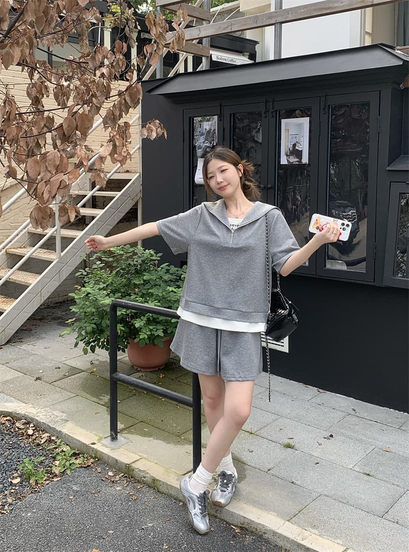 실사 지방 mm 외국 가스 연령 감소 핫픽스 페이크 레이어드 슬림해 보이는 해군 칼라 맨위 반바지 세트 상세 이미지 7