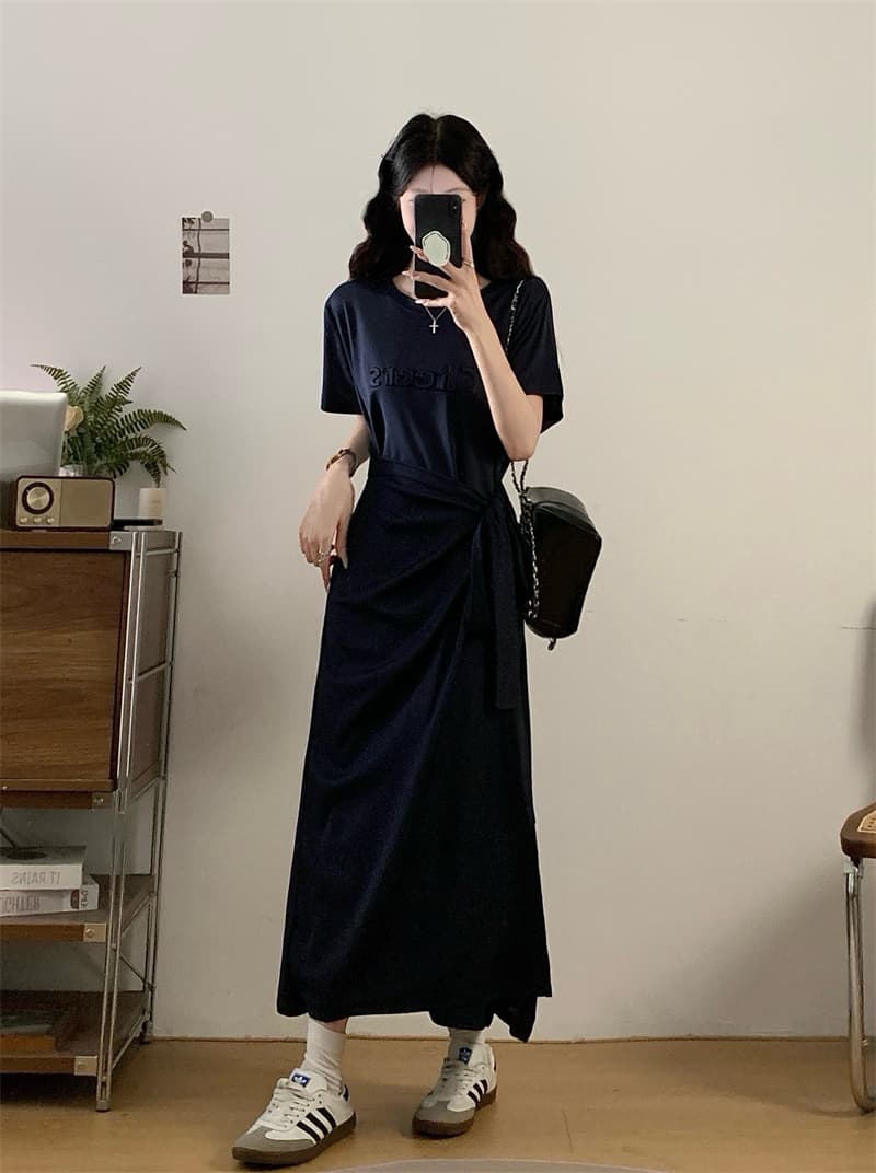 실사 지방 mm 허리 스트랩 앞치마 페이크 레이어드 3 차원 알파벳 라운드 넥 슬림해 보이는 표지 고기 드레스 이미지 2