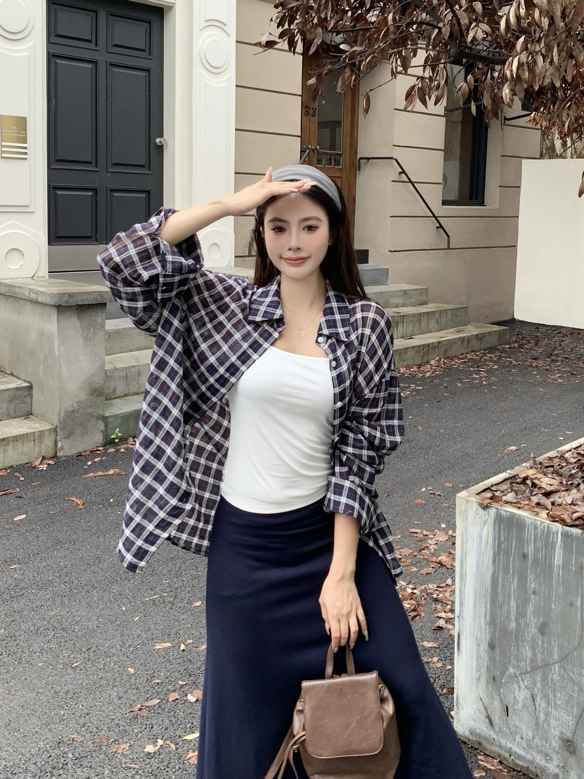 실사 새로운 몸매 가꾸기 슬림해 보이는 캐미솔 체크무늬 루즈핏 긴팔 셔츠 패션 반신 스커트 빅 사이즈 세트 이미지 2