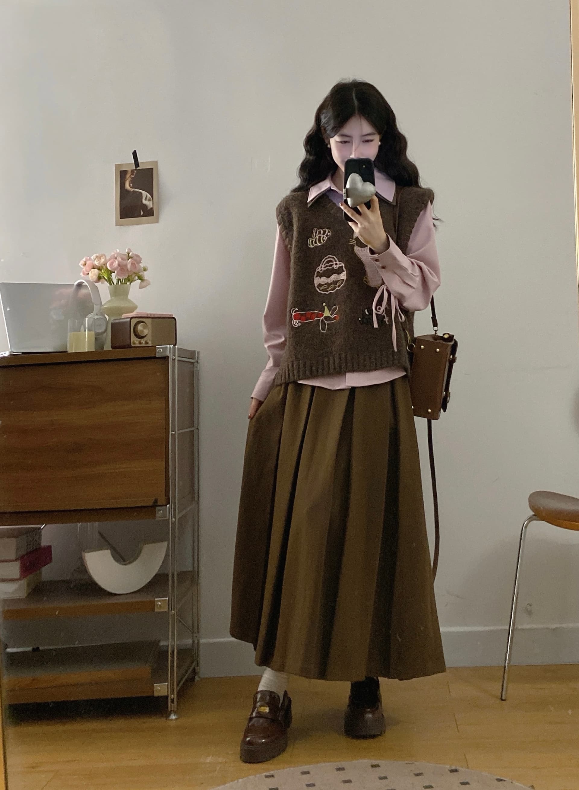 가을 겨울 빅 사이즈 다용도 자수 스웨터 조끼 베스트 디자인 센스 패션 셔츠 롱 코트 플리츠 반신 스커트 상세 이미지 10