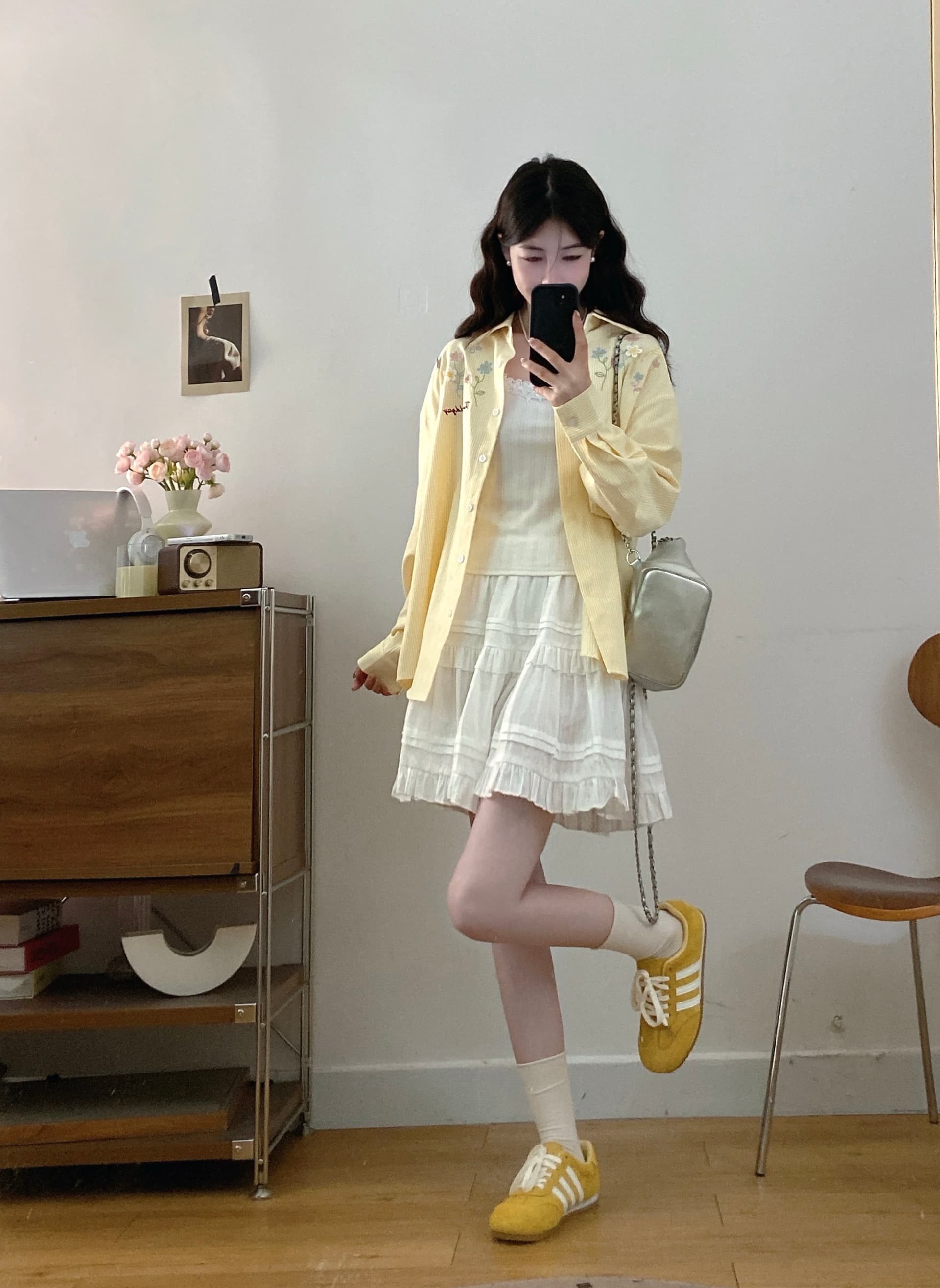 실사 새로운 몸매 가꾸기 슬림해 보이는 캐미솔 스트라이프 자수 긴팔 셔츠 패션 반신 스커트 빅 사이즈 세트 상세 이미지 3