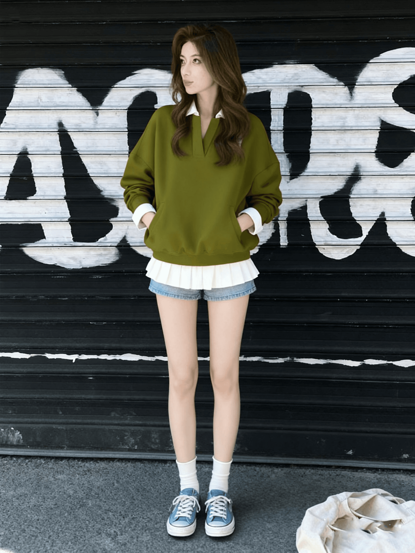 2026 가을 새로운 패션 루즈핏 단색 후드티 여성 미니멀리즘 다용도 트렌드 V넥 긴팔 맨위 이미지 4