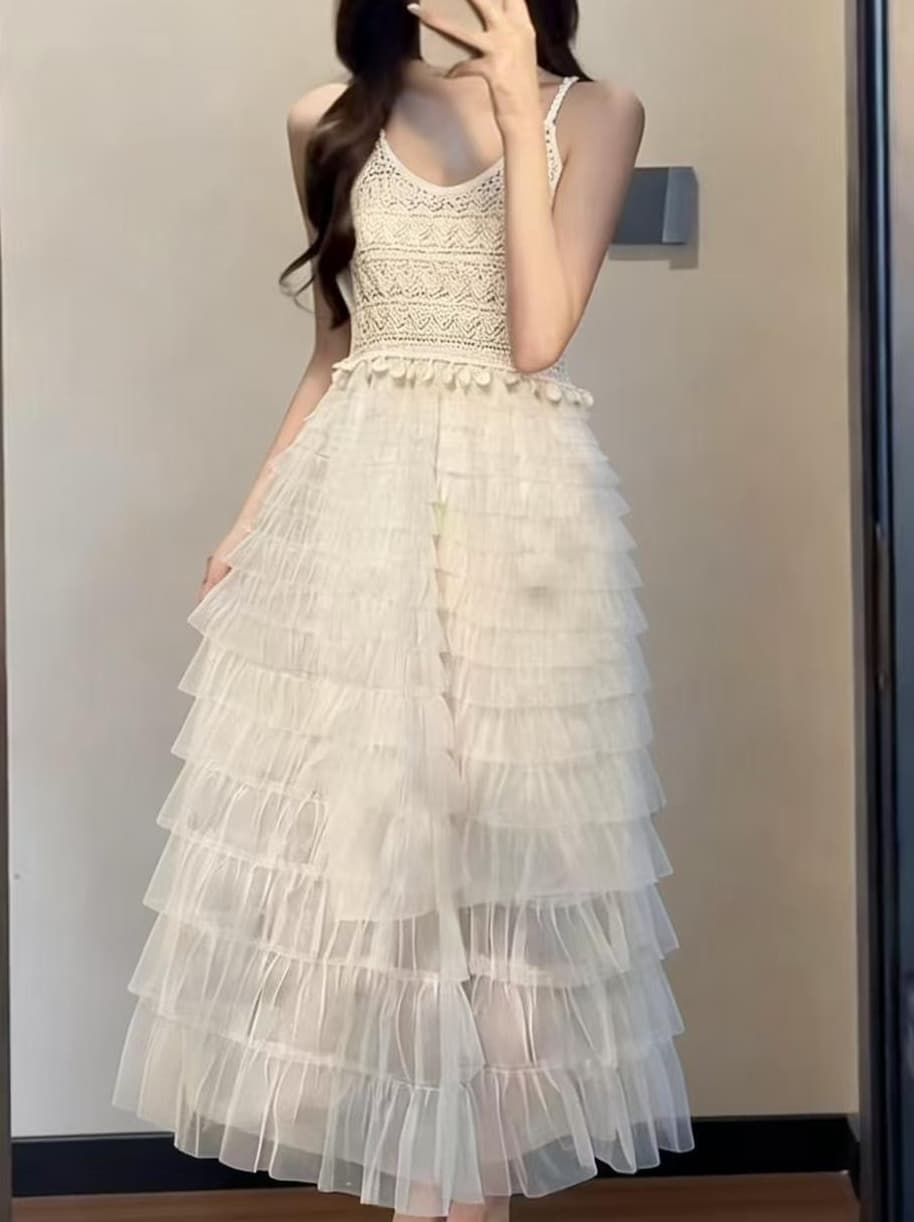 품격 몸매 가꾸기 홀로우 아웃 물결무늬 슬립 케이크 드레스 여성 여름 새로운 휴가 바람 민소매 패치워크 망사 드레스 상세 이미지 4