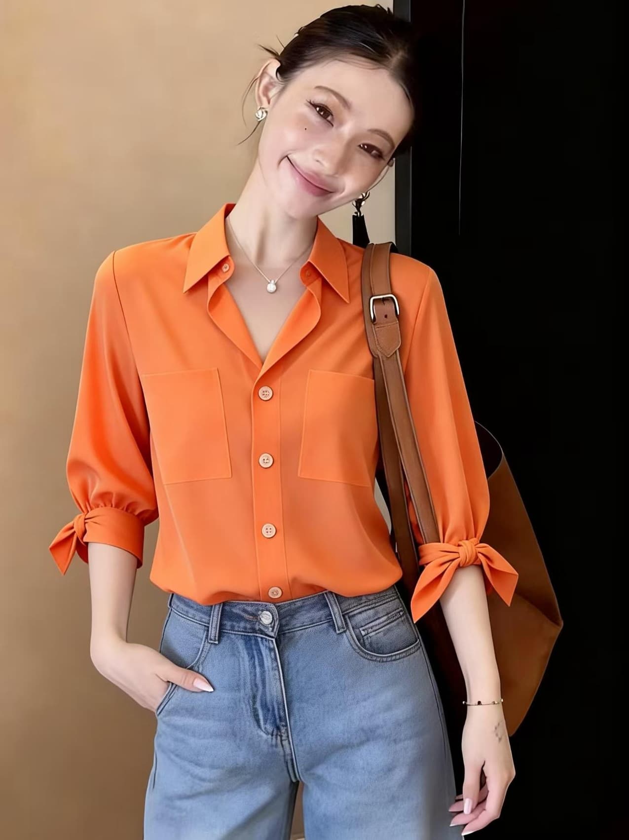 여름 새로운 고유 한 Chic POLO 칼라 아름다운 맨위 디자인 센스 작은 대중 도파민 주황색 반소매 여성 셔츠 상세 이미지 3