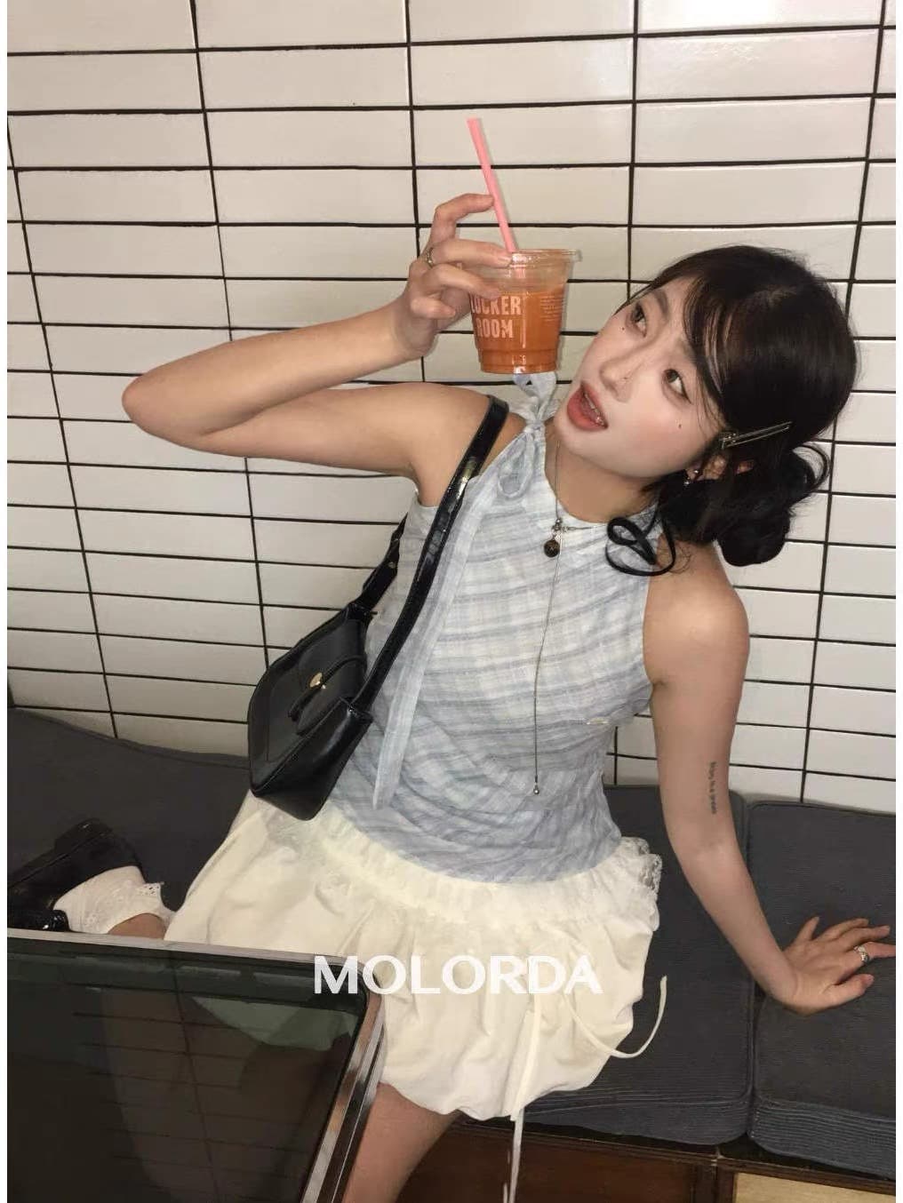파란색 체크무늬 페이크 레이어드 맨위 여성 상세 이미지 3