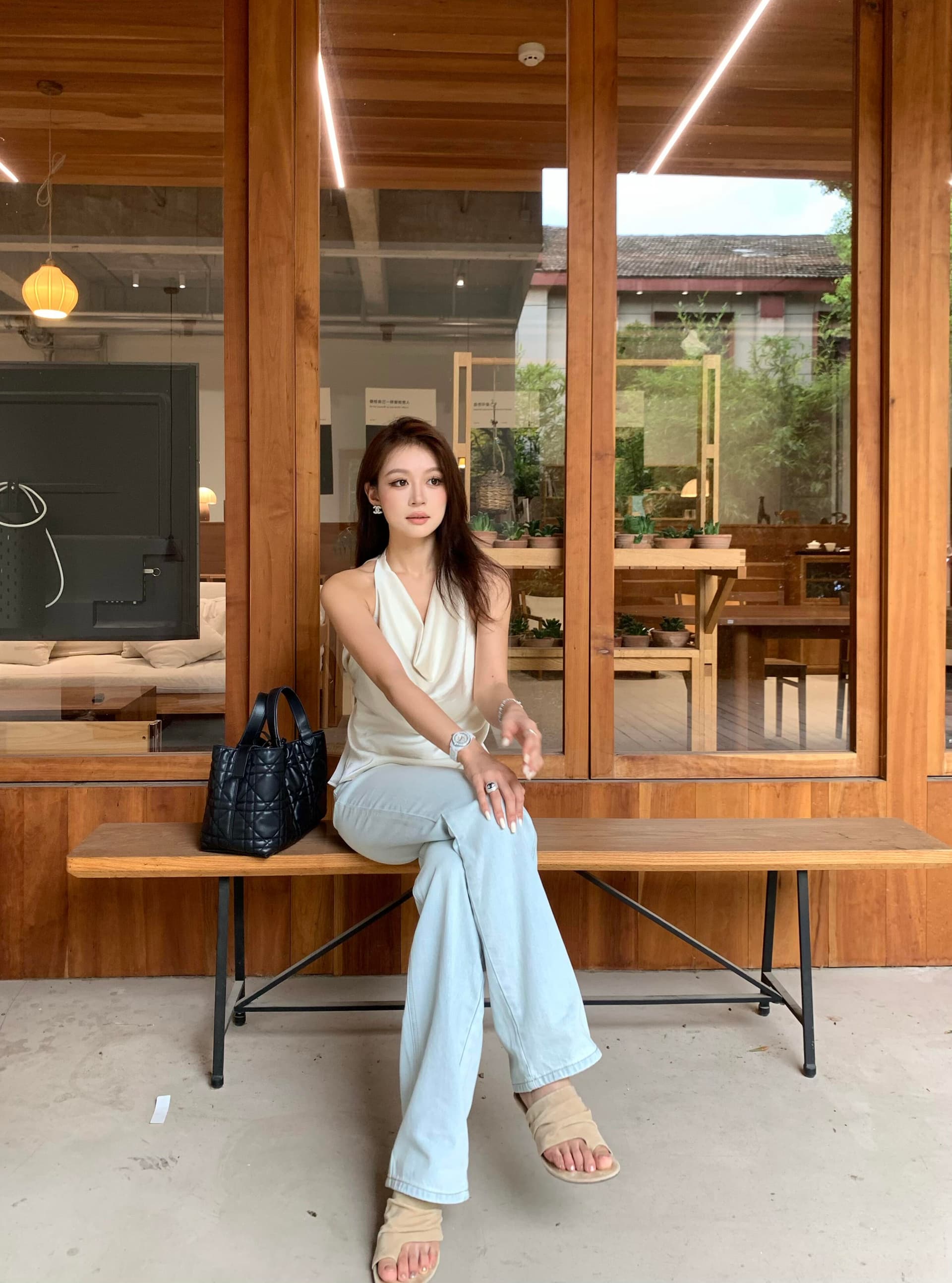 흔들다 칼라 새틴 행침 목 맨위 여성 이미지 5