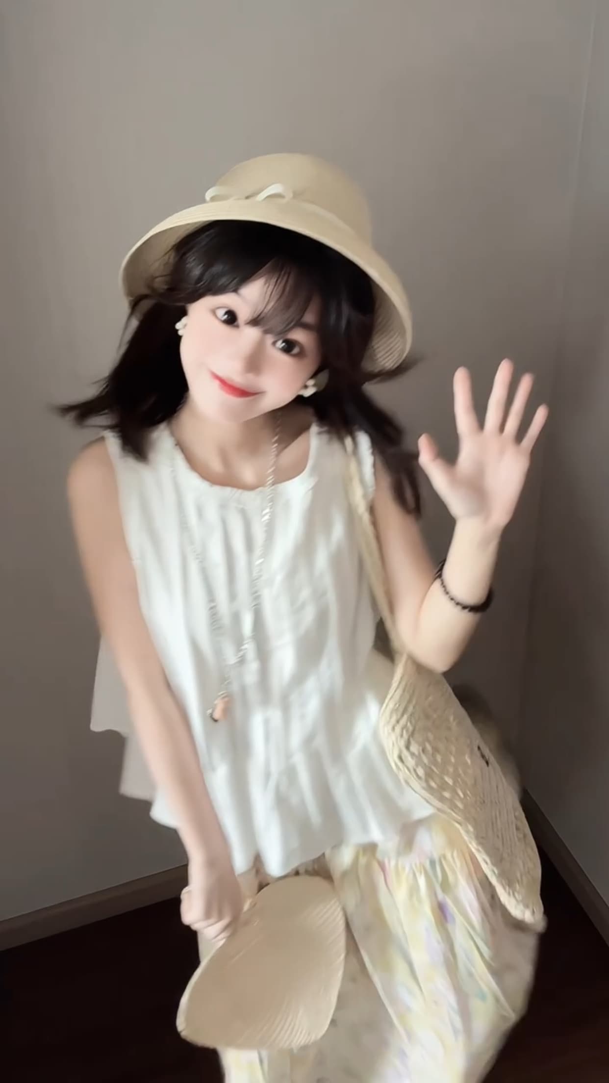 프릴 민소매 셔츠 맨위 여성 이미지 4