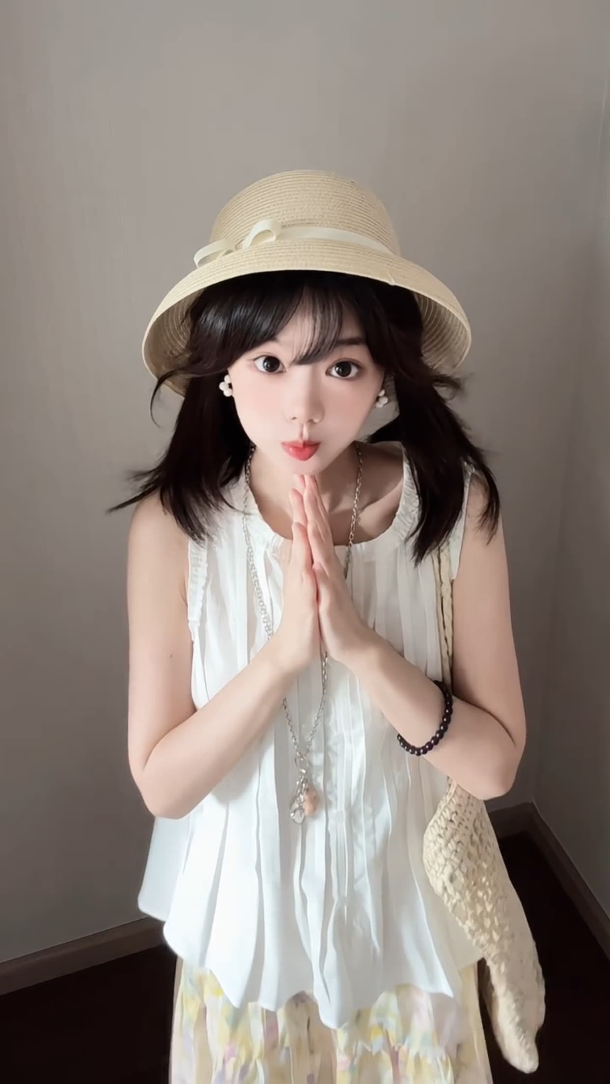 프릴 민소매 셔츠 맨위 여성 상세 이미지 10