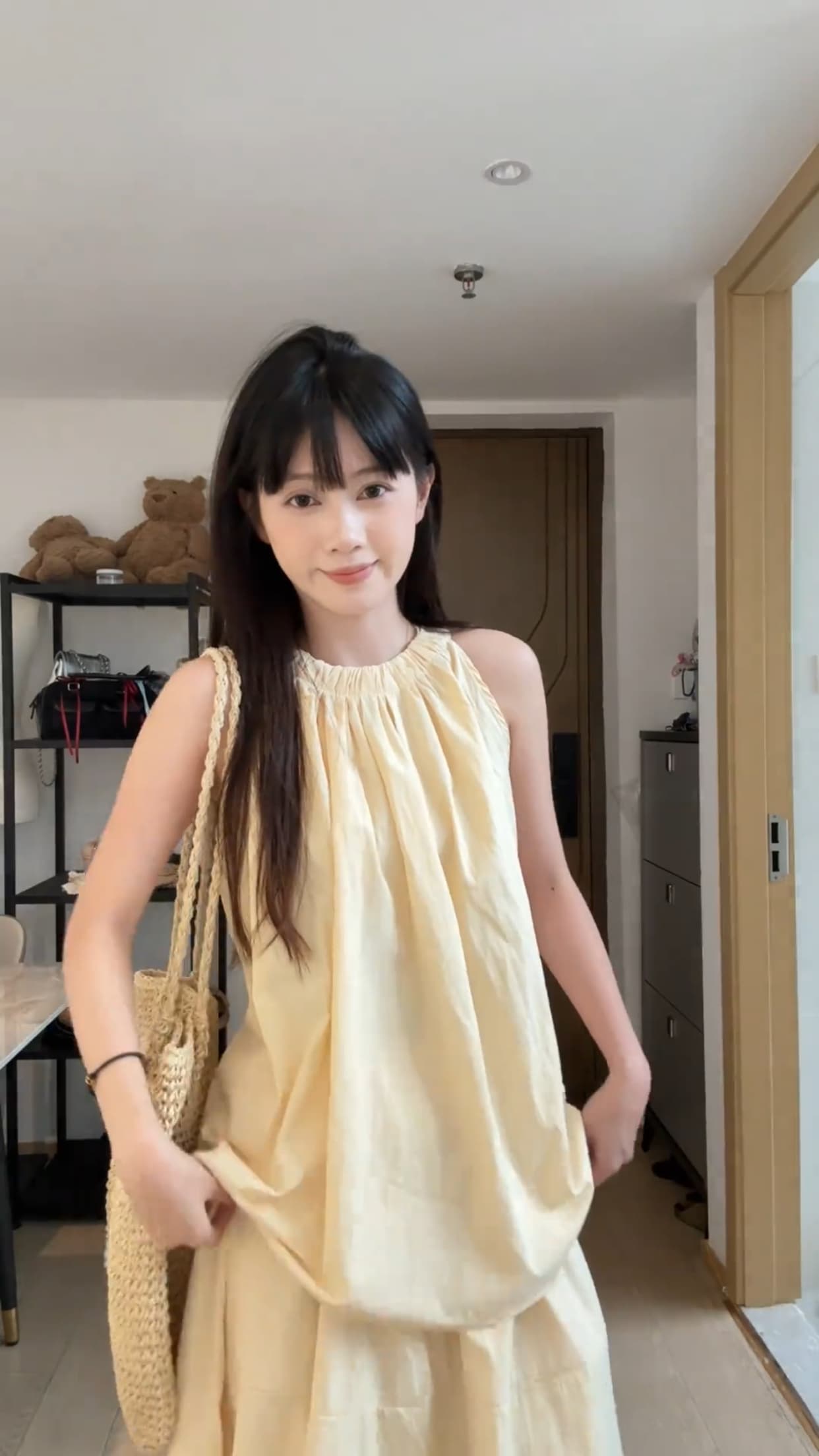 행침 목 조끼 맨위 여성 이미지 2