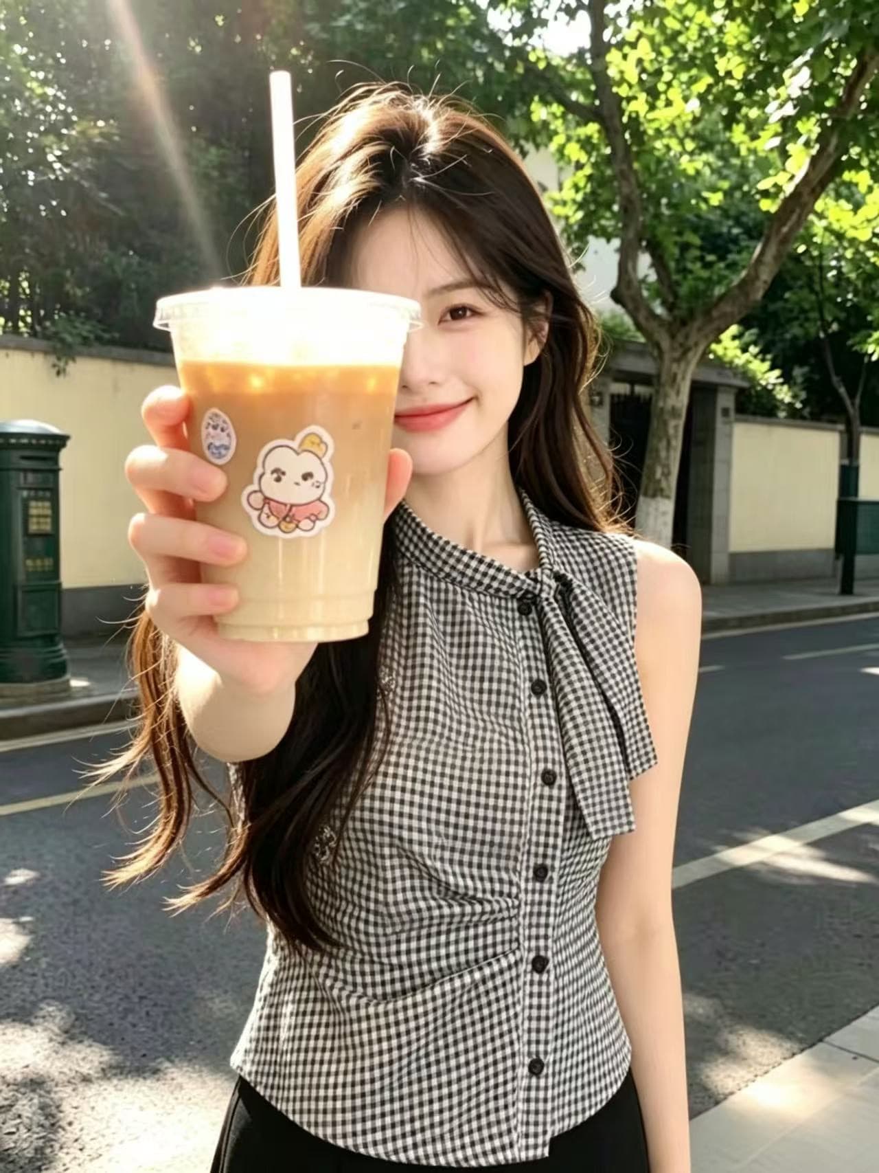 흑인과 백인 체크무늬 꼬집기 허리 민소매 셔츠 맨위 여성 상세 이미지 6