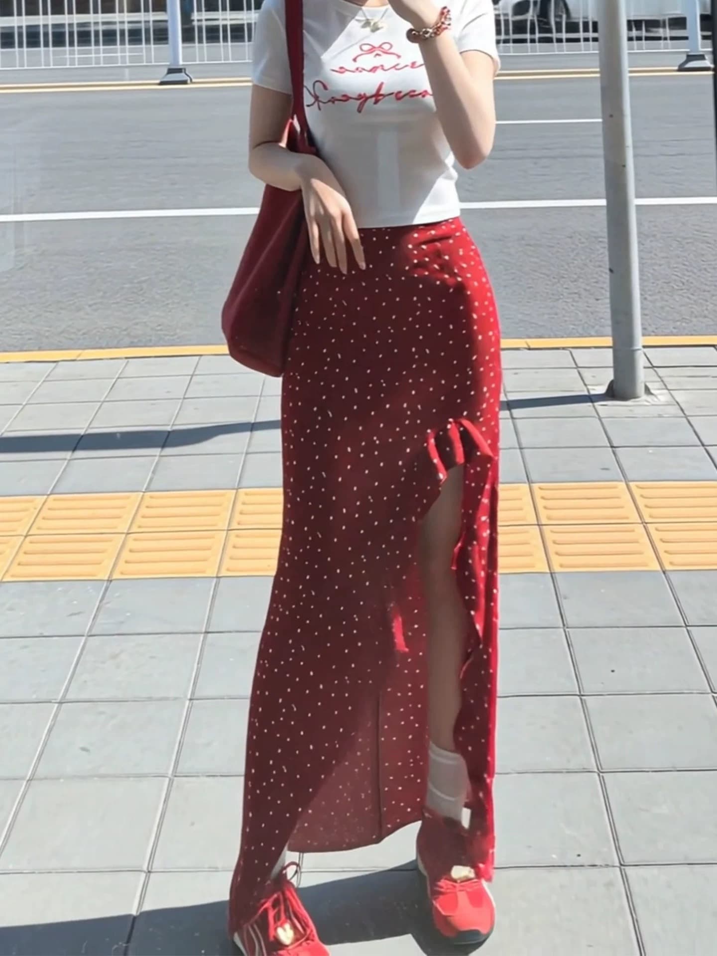 꽃무늬 불규칙 트임 반신 스커트 여성 상세 이미지 6