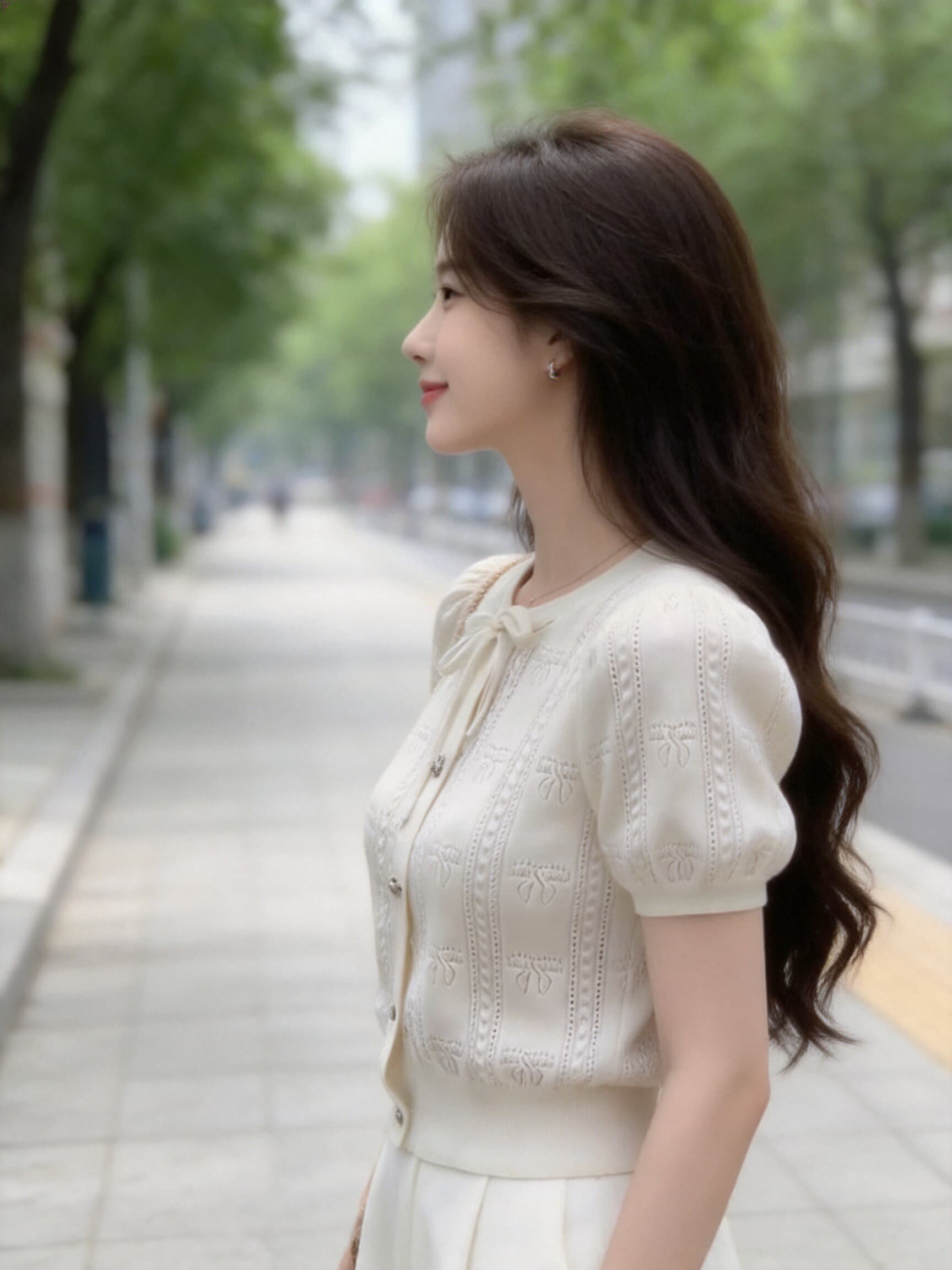 나비 매듭 반팔 니트 스웨터 맨위 여성 상세 이미지 6