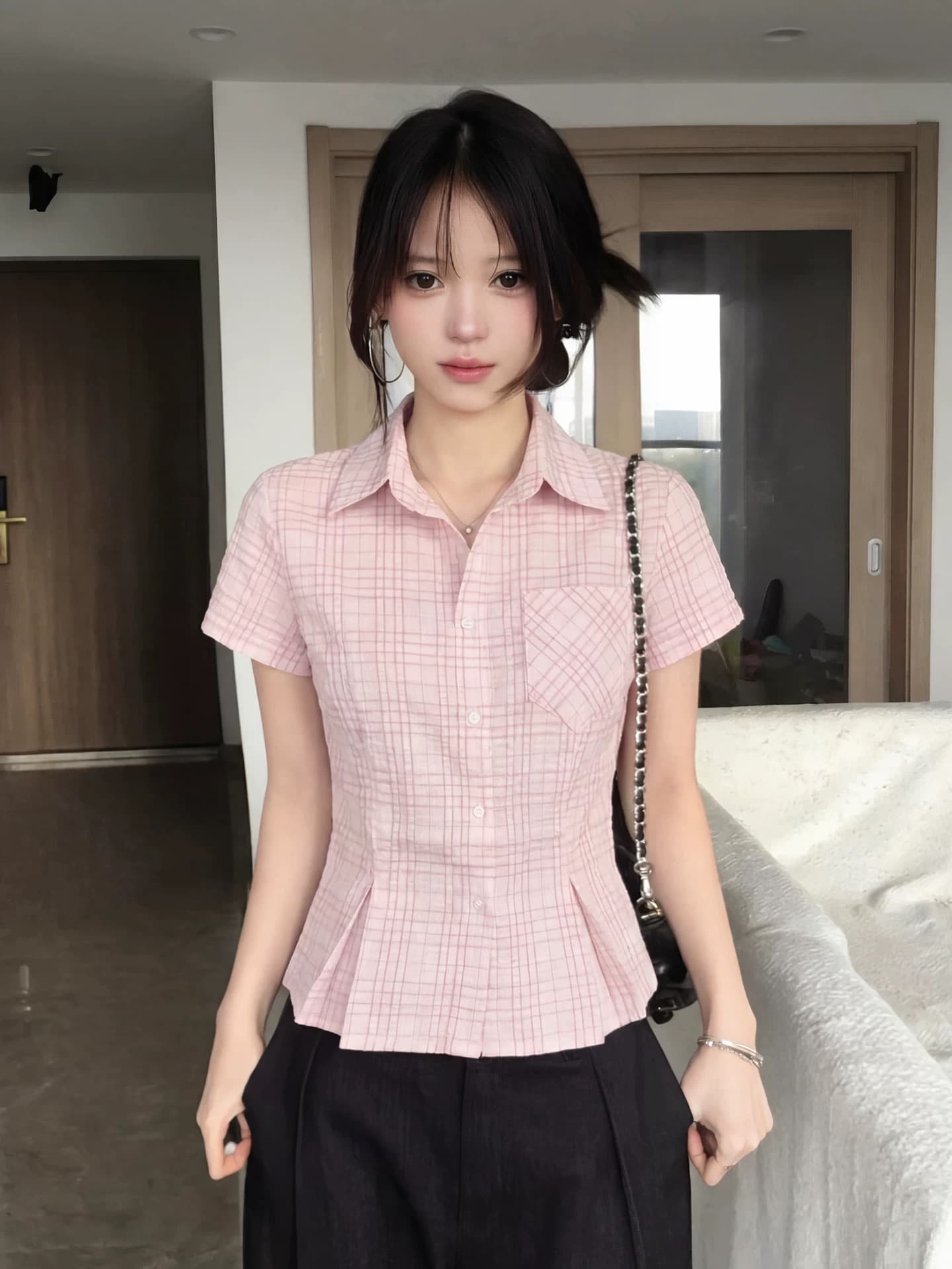 체크무늬 주름 허리 수축 셔츠 맨위 여성 상세 이미지 4