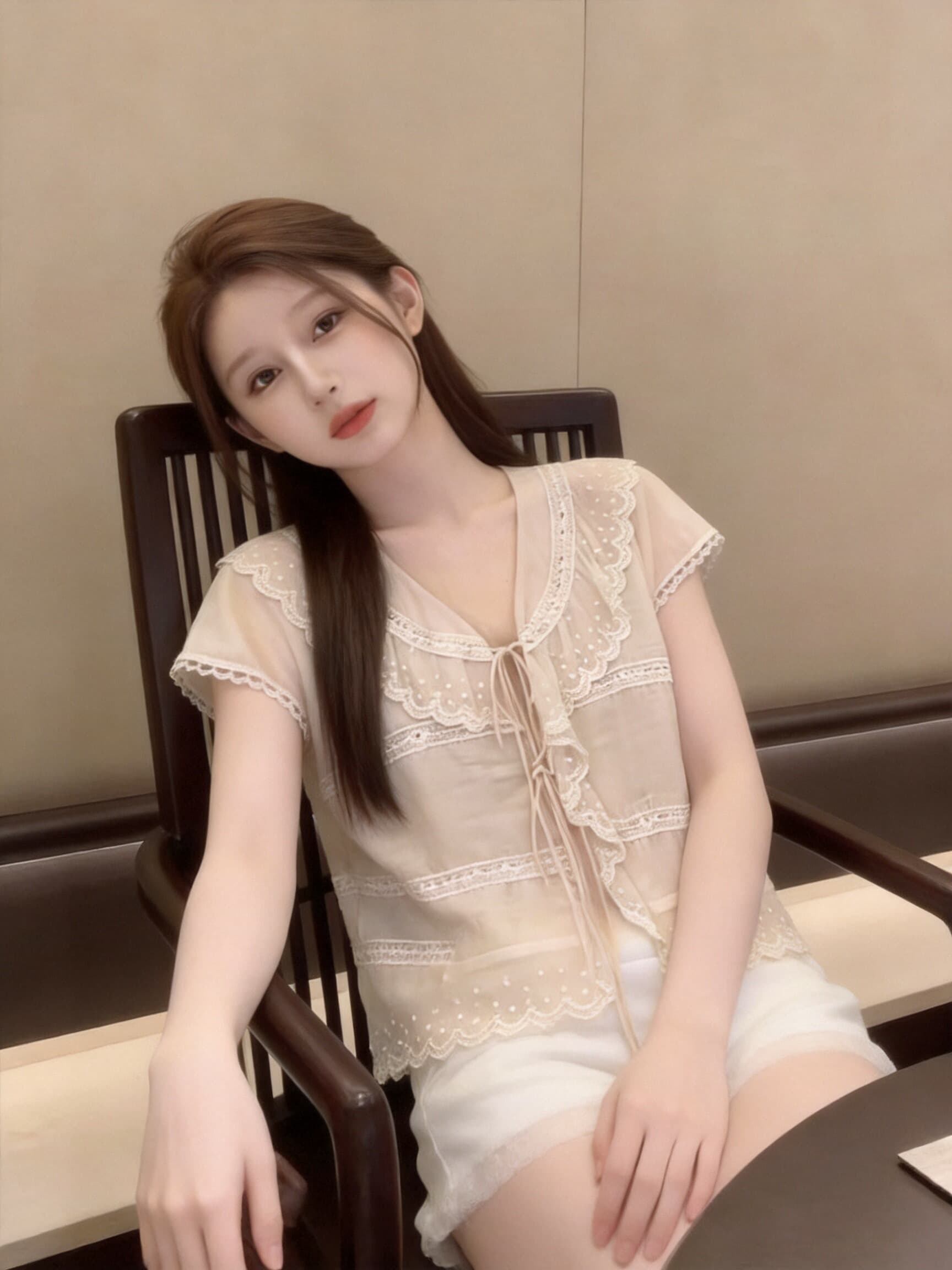 스트랩 레이스 조각 셔츠 맨위 여성 이미지 5