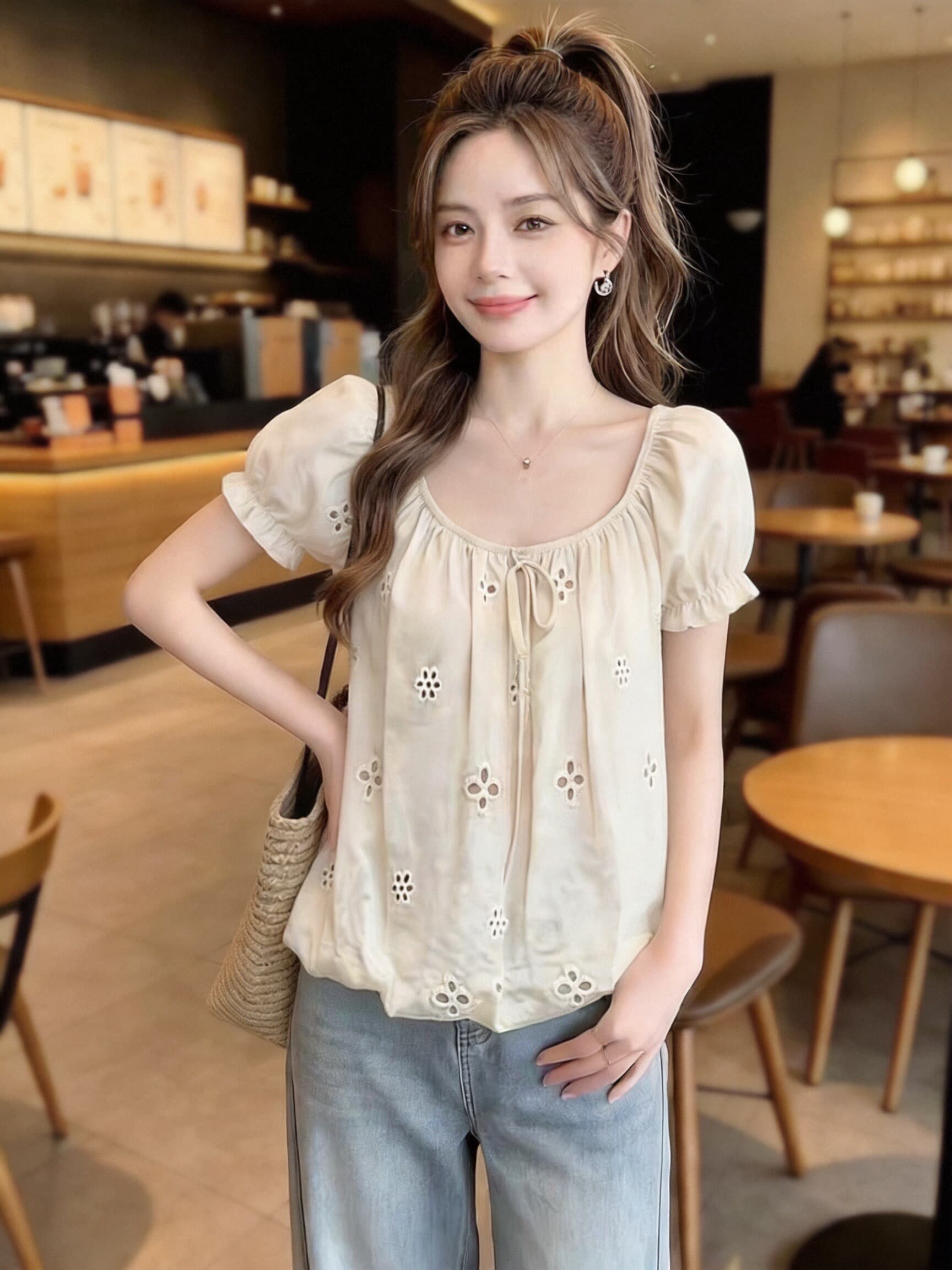 거품 소매 광장 칼라 홀로우 아웃 자수 셔츠 맨위 여성 이미지 3