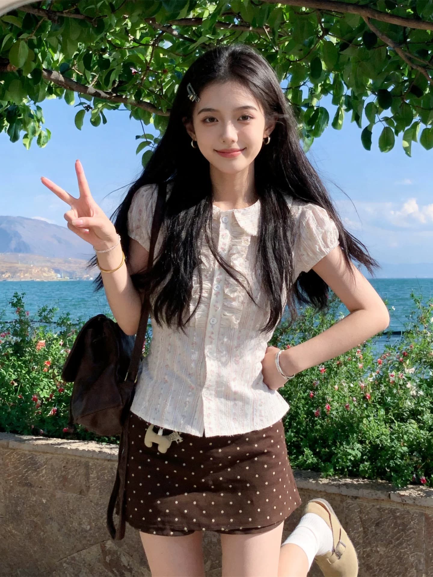 프릴 꽃무늬 셔츠 맨위 여성 상세 이미지 2