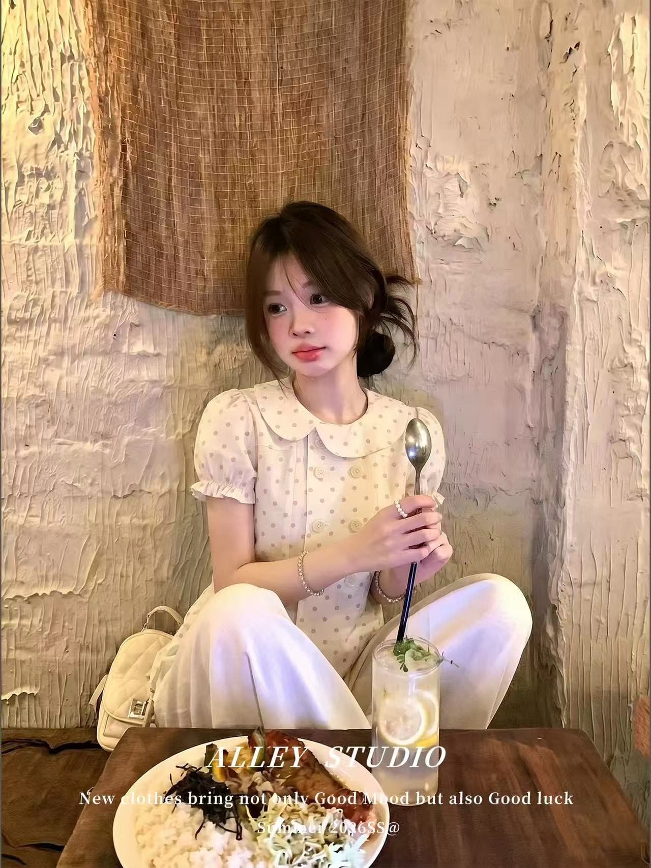 베이비 칼라 도트 무늬 셔츠 맨위 여성 상세 이미지 3