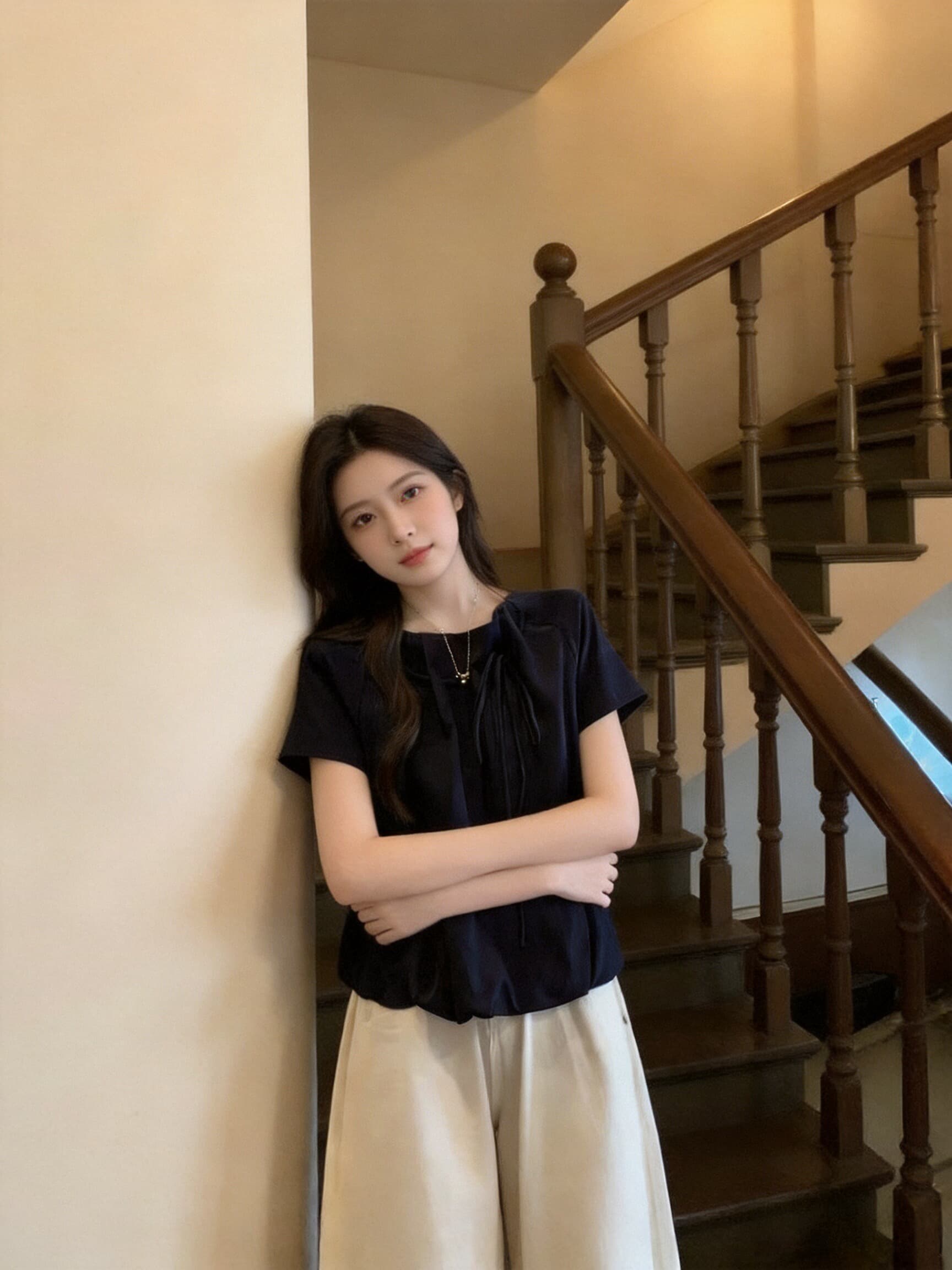 레이스업 꽃밭 맨위 여성 상세 이미지 8